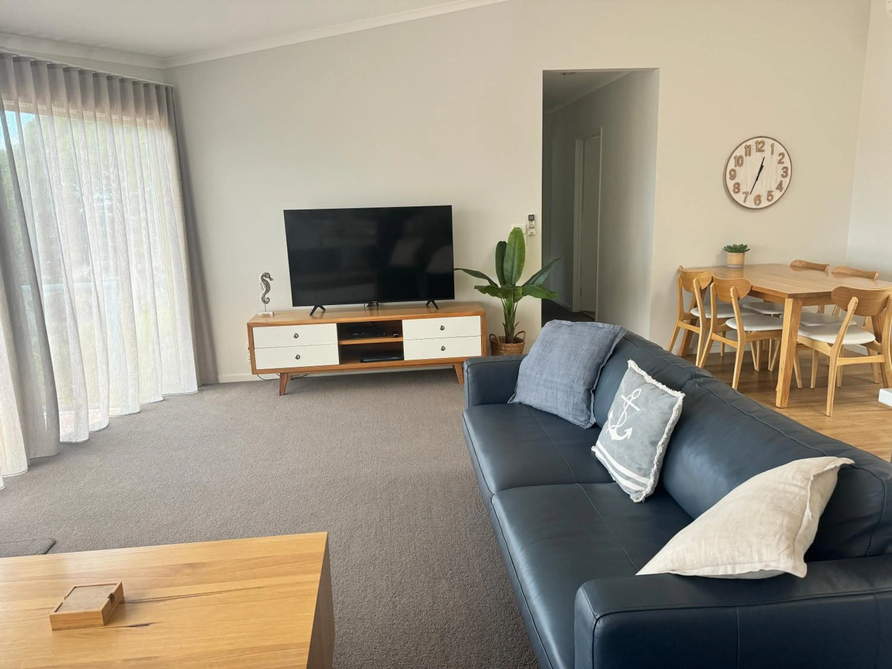 Seating area in BlueWater Apartments