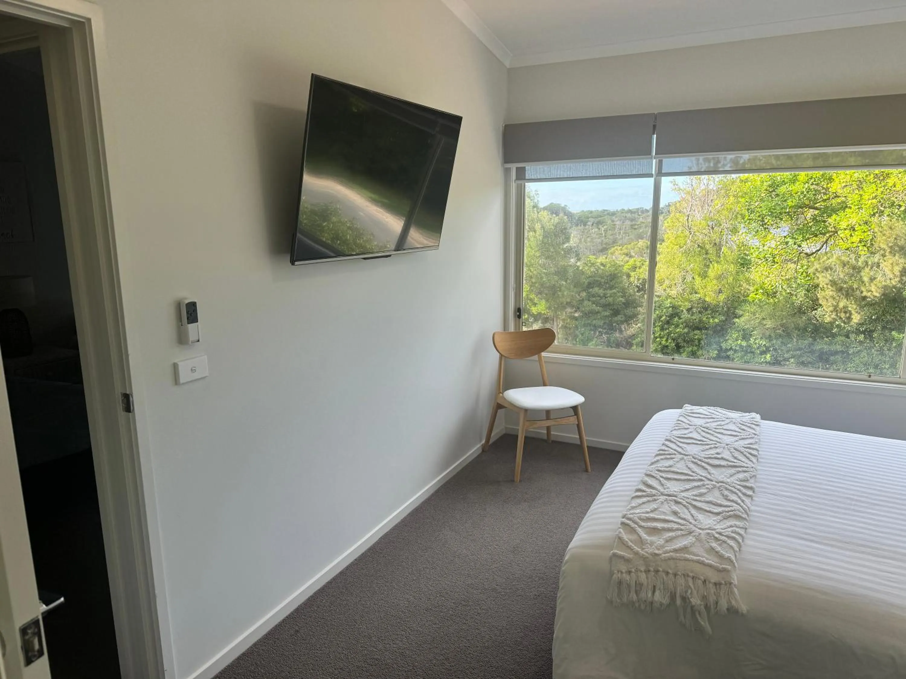 Bedroom, Bed in BlueWater Apartments