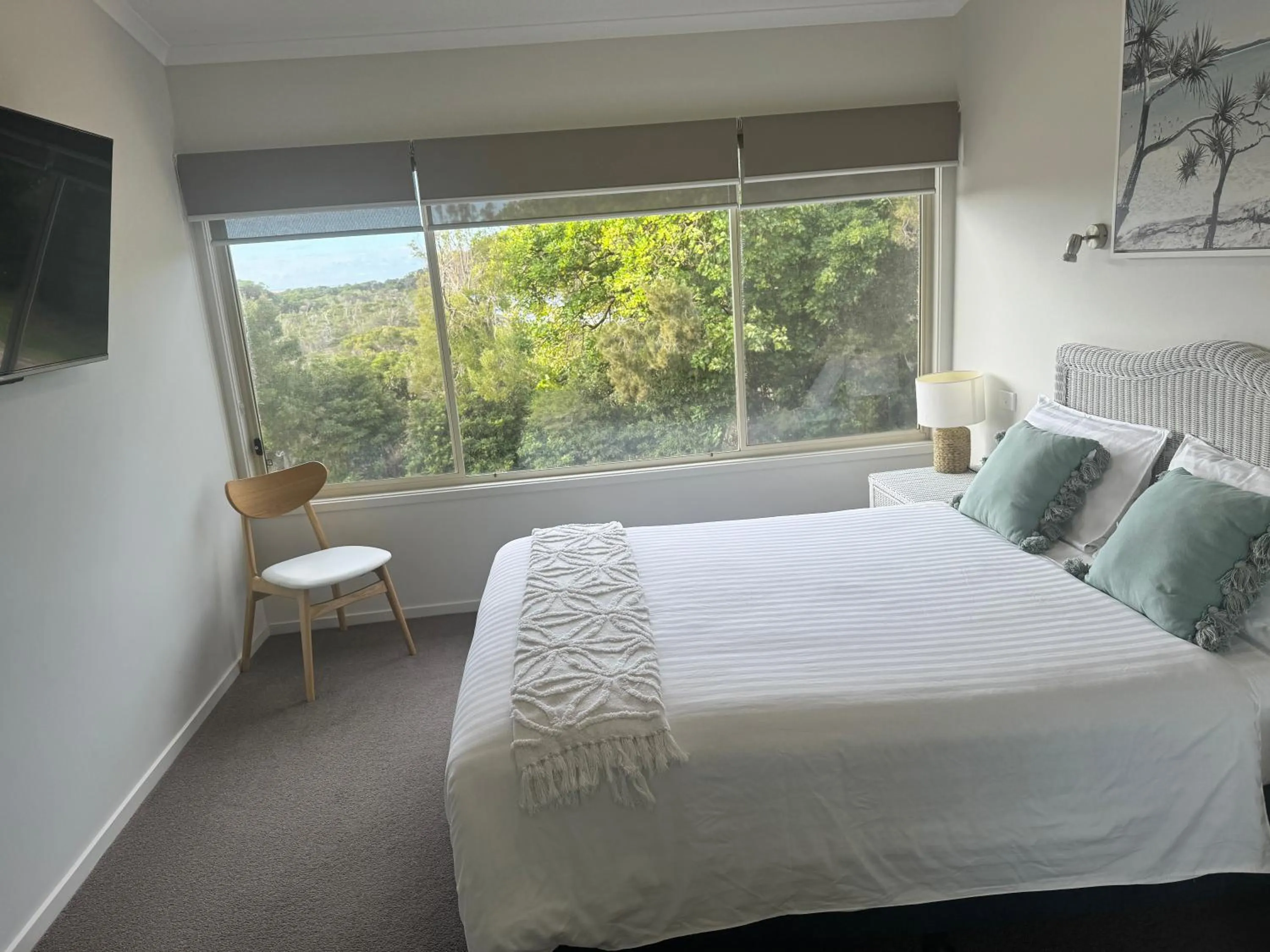 Bedroom, Bed in BlueWater Apartments