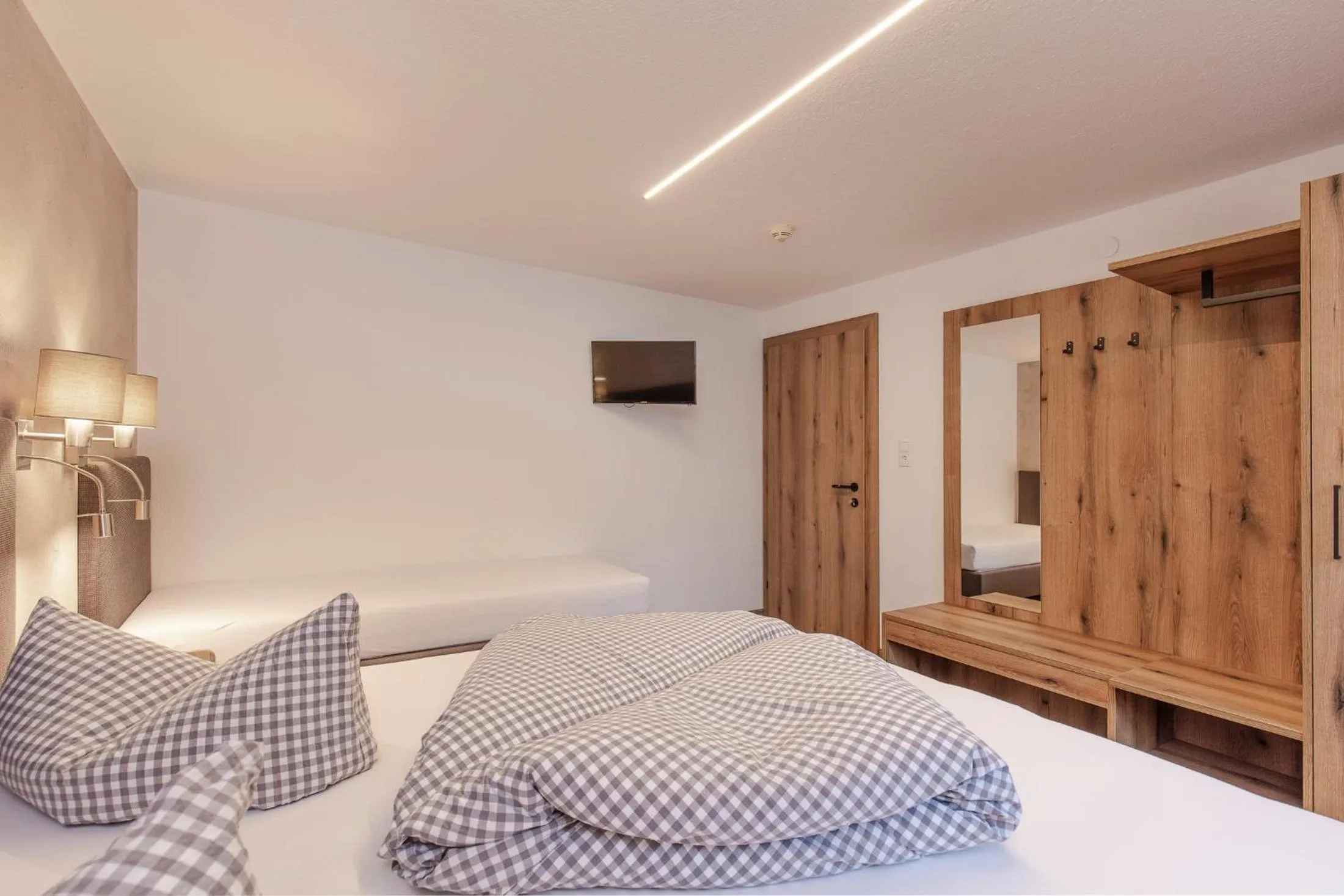 Bedroom, Bed in Hotel Garni Schönblick