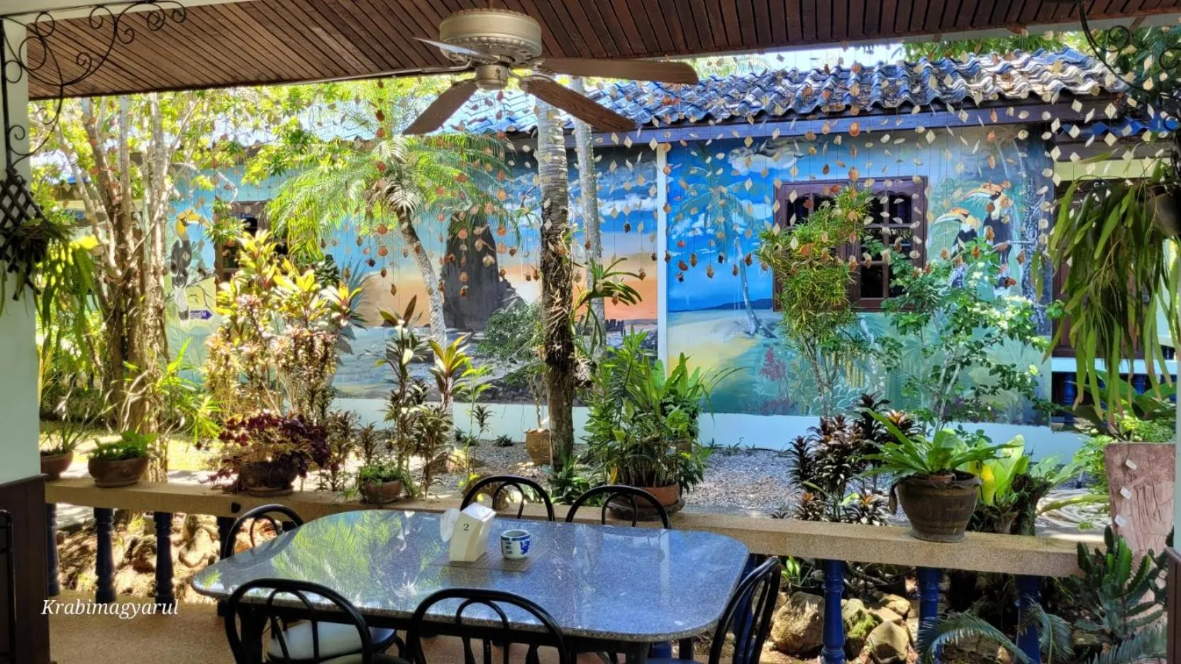 Restaurant/places to eat in Sabai Resort