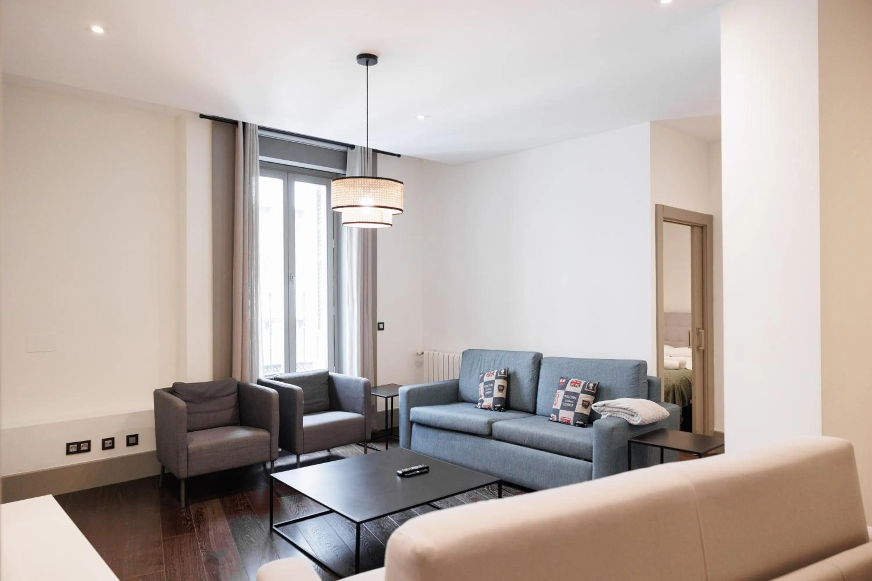 Living room in Slow Suites Gran Vía