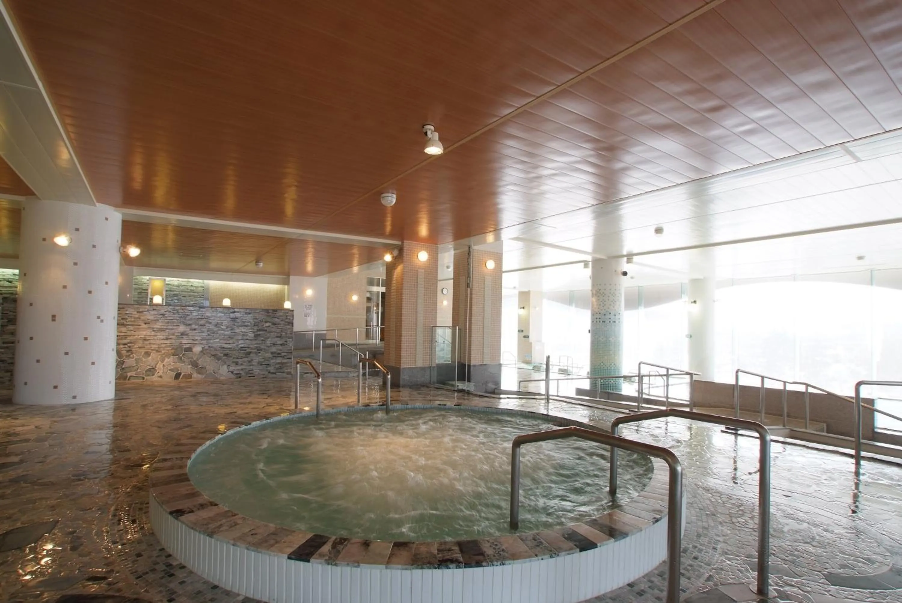 Hot Spring Bath in Shiretoko Daiichi Hotel