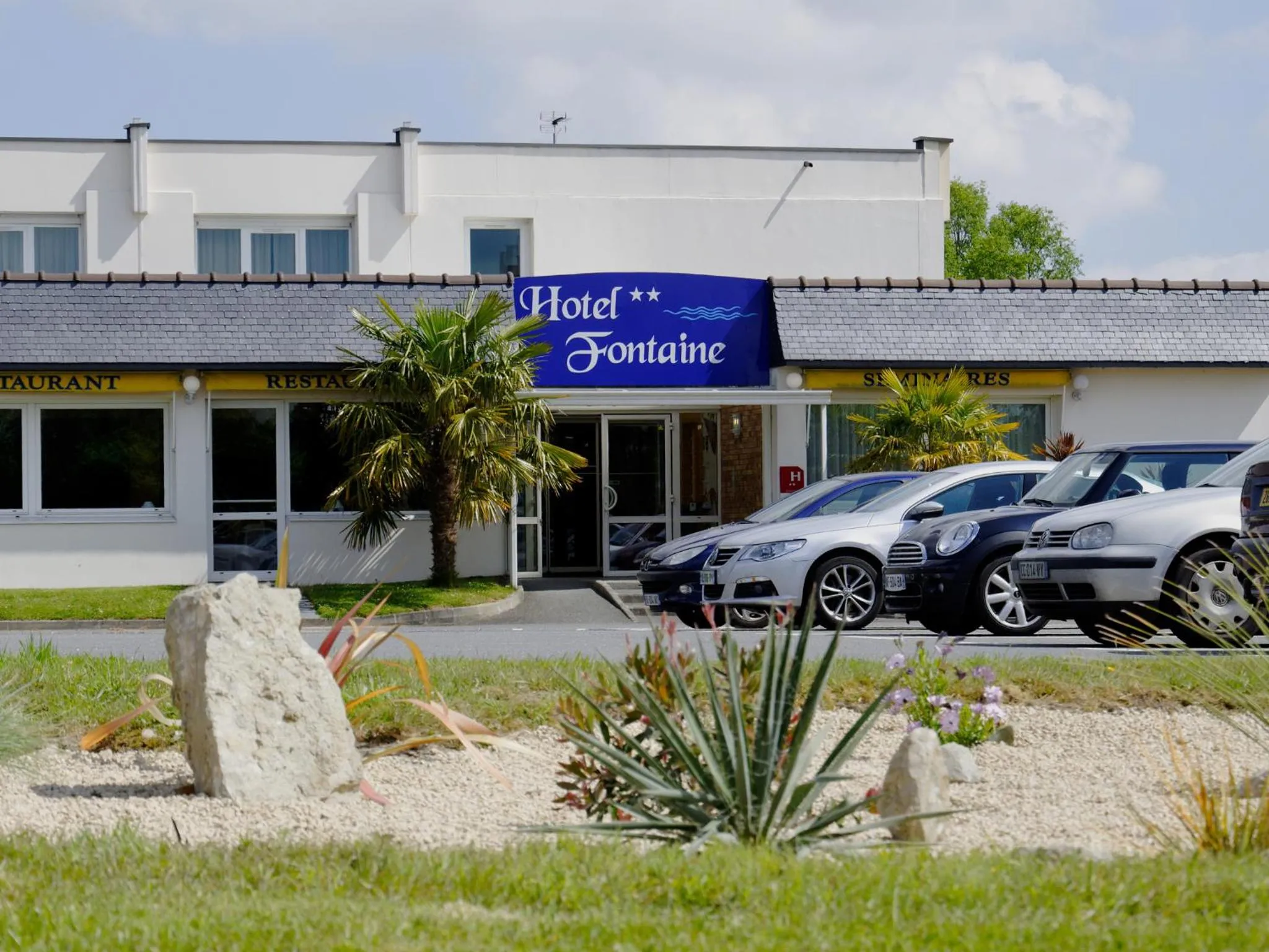 Facade/entrance in Hôtel Fontaine, Morlaix