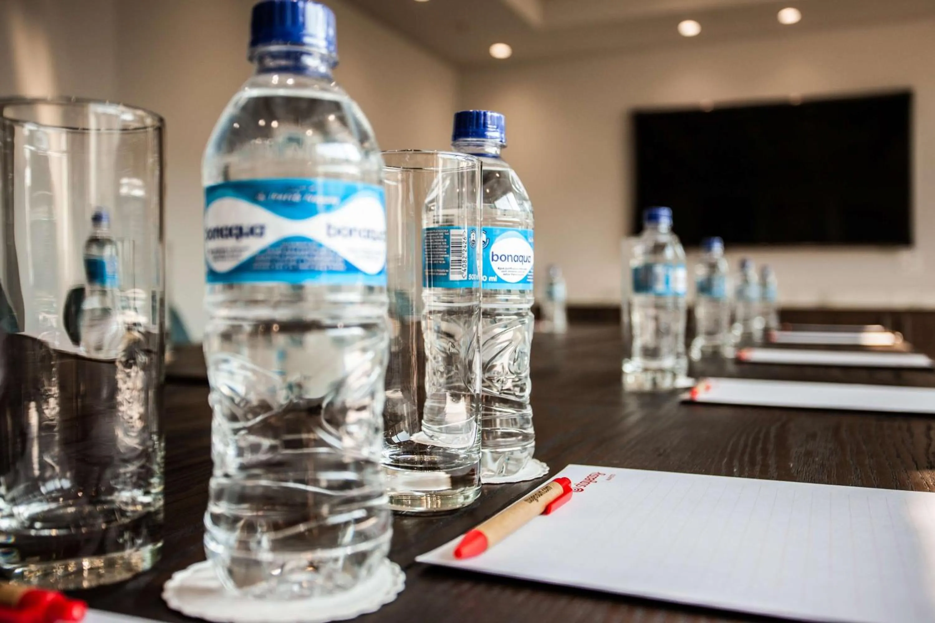 Meeting/conference room in StayEasy Maputo