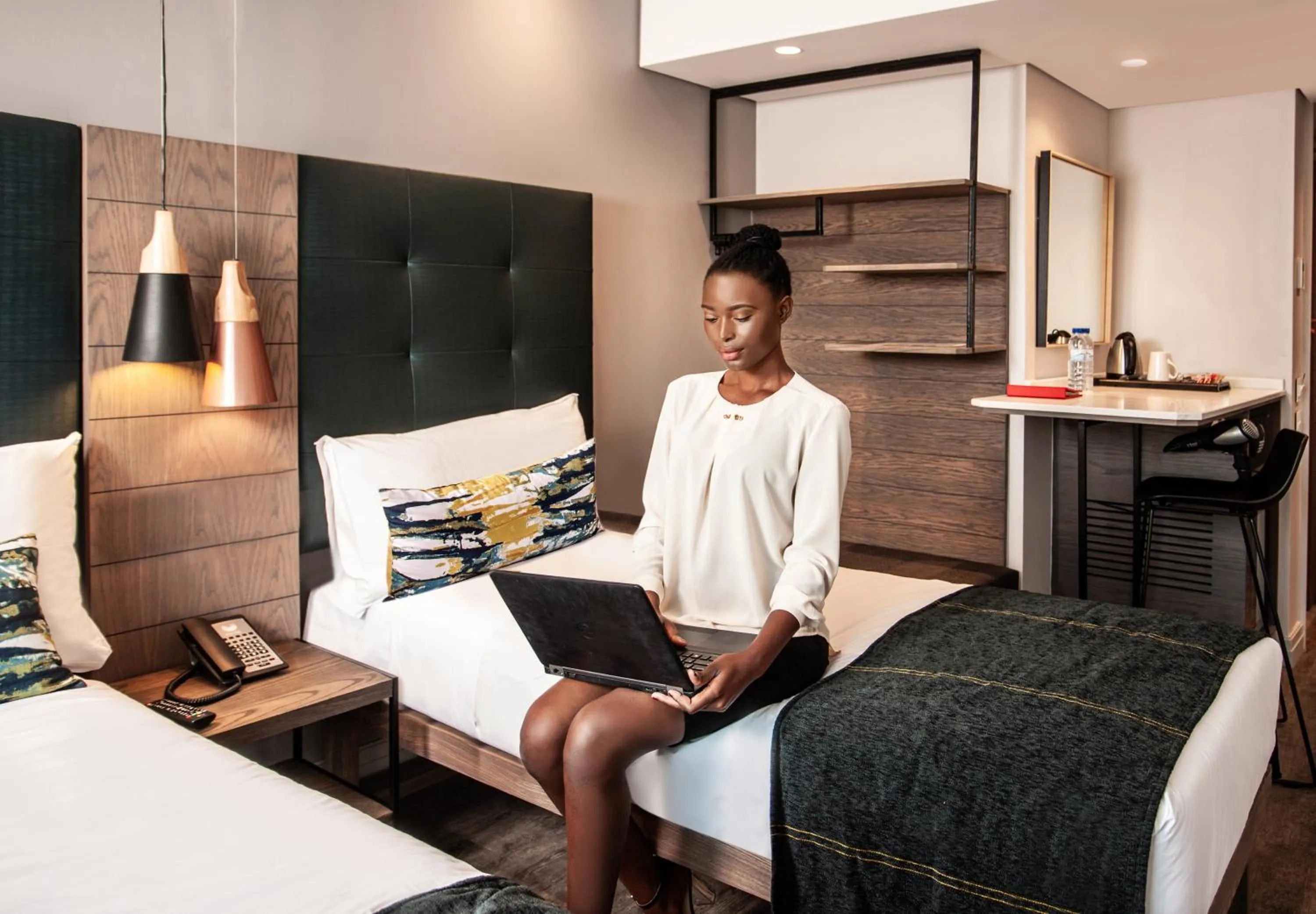 Bed in StayEasy Maputo