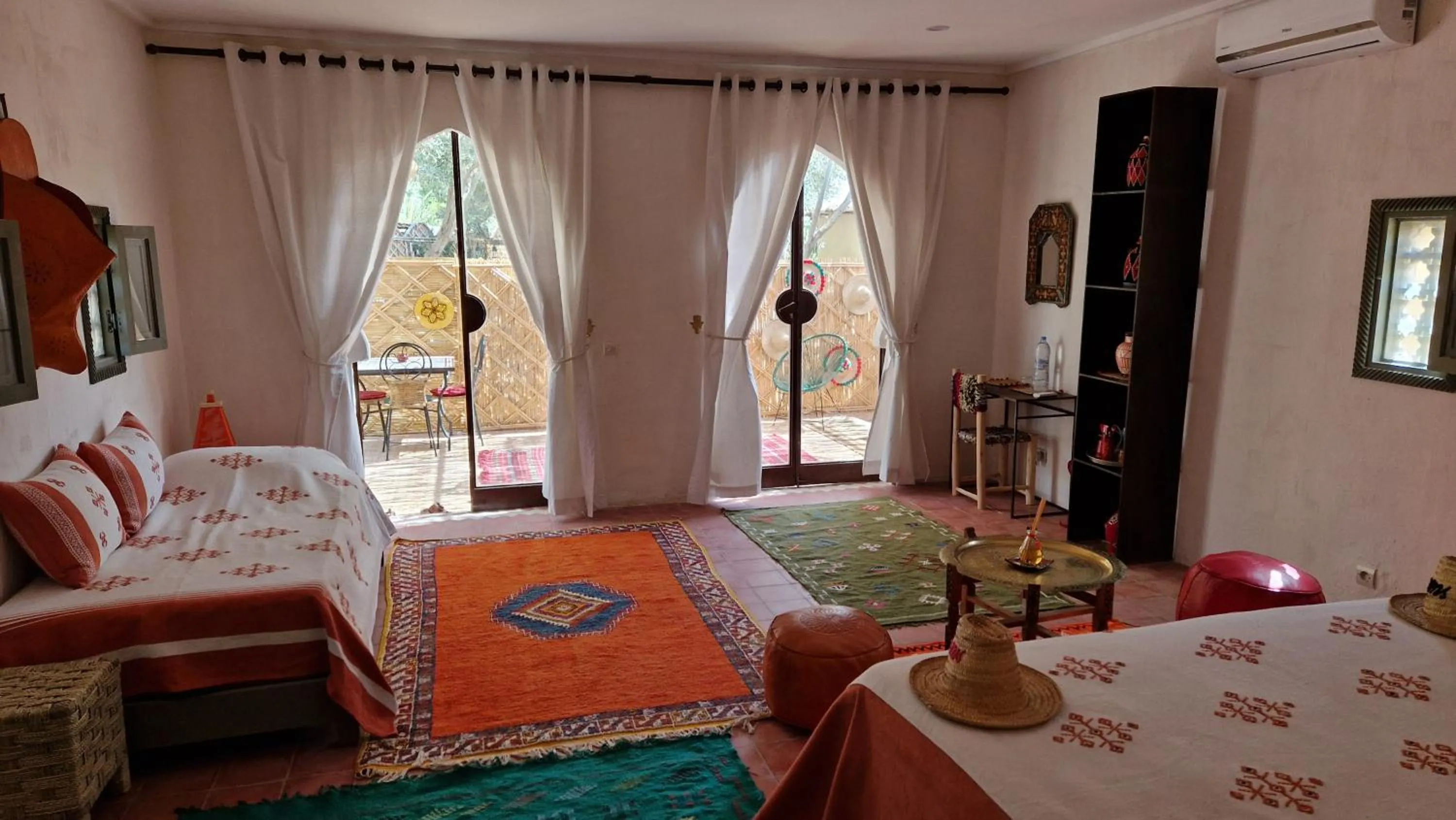 Bed in Les Trois Paons