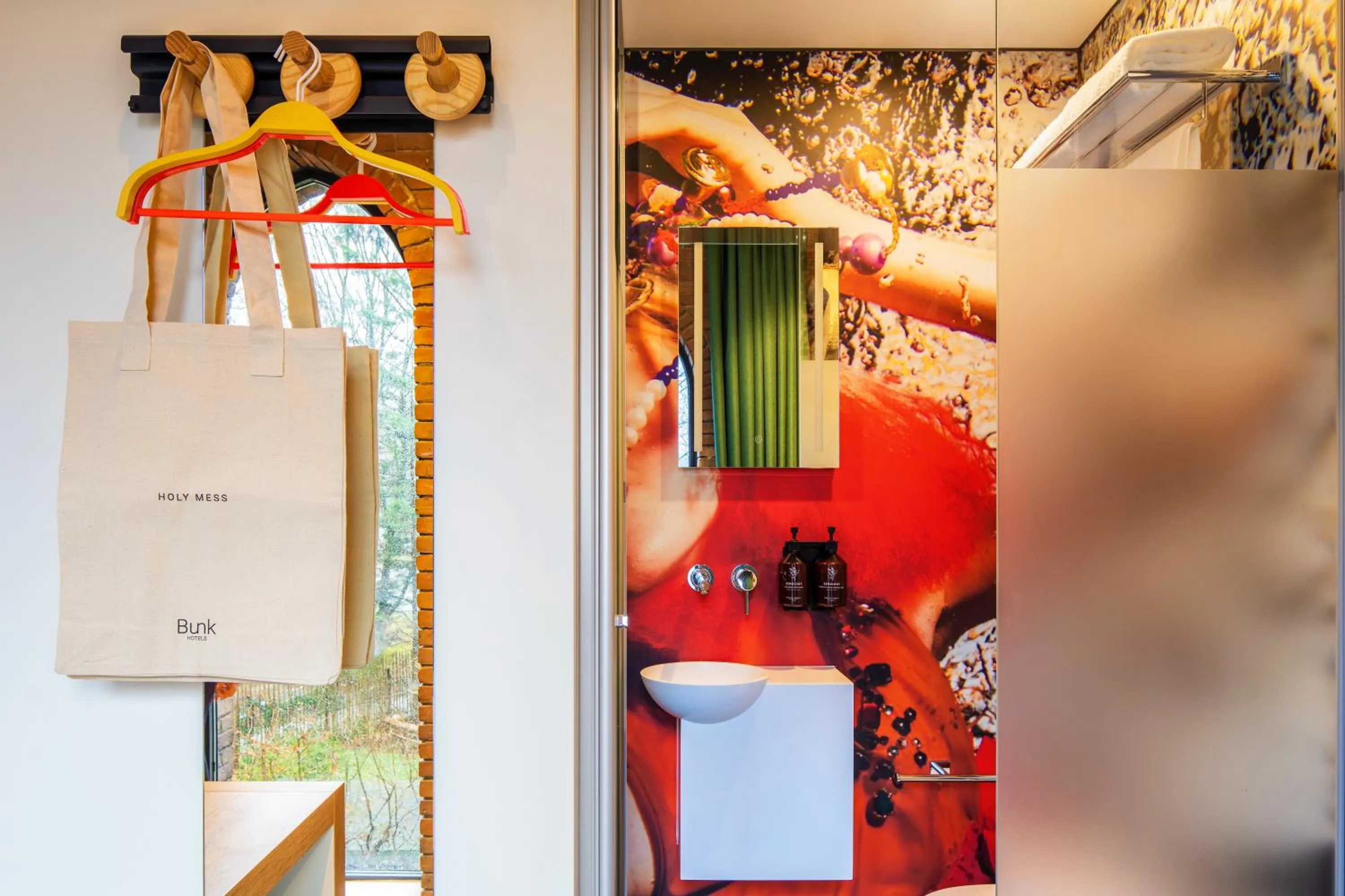 Toilet in Bunk Hotel Utrecht