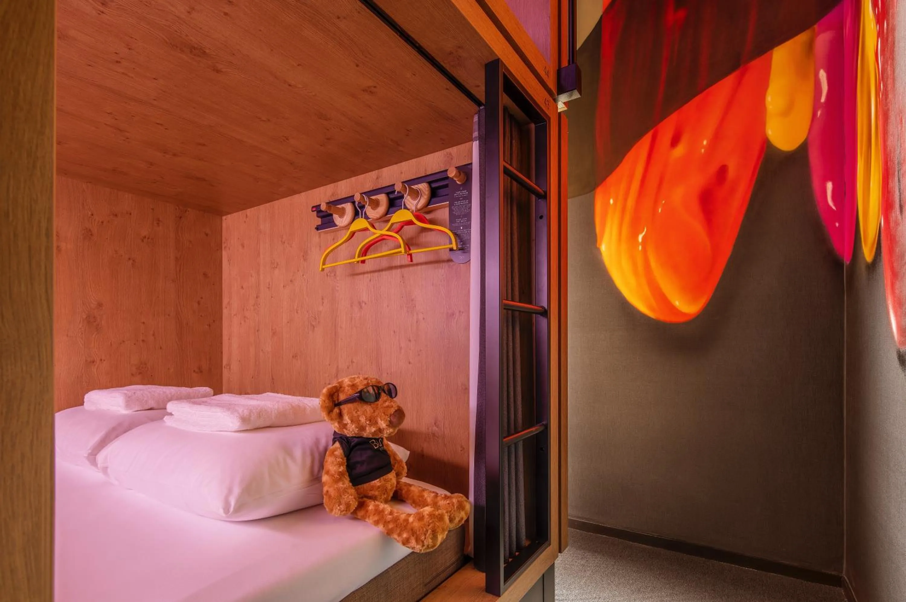 bunk bed, Bed in Bunk Hotel Utrecht