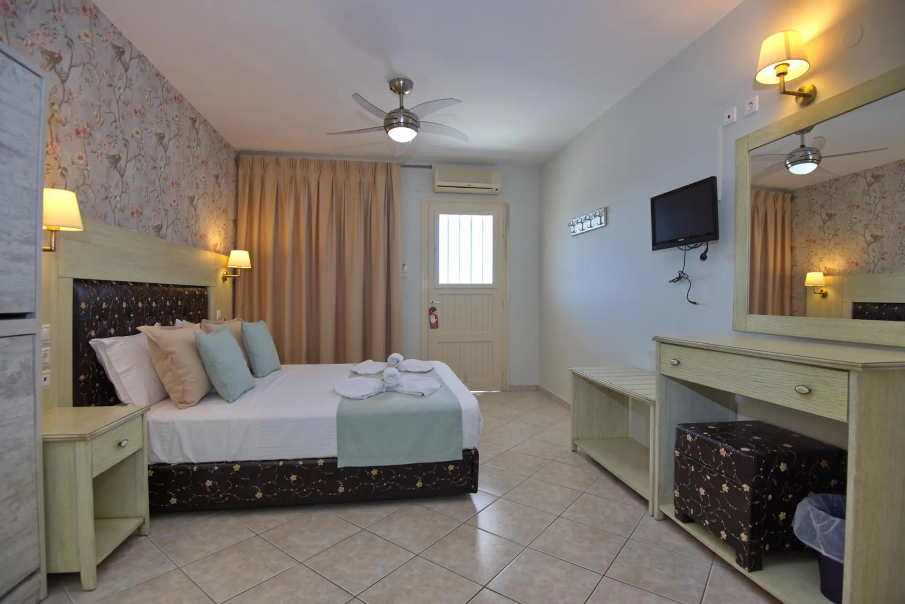 Bed in Pension Votsi