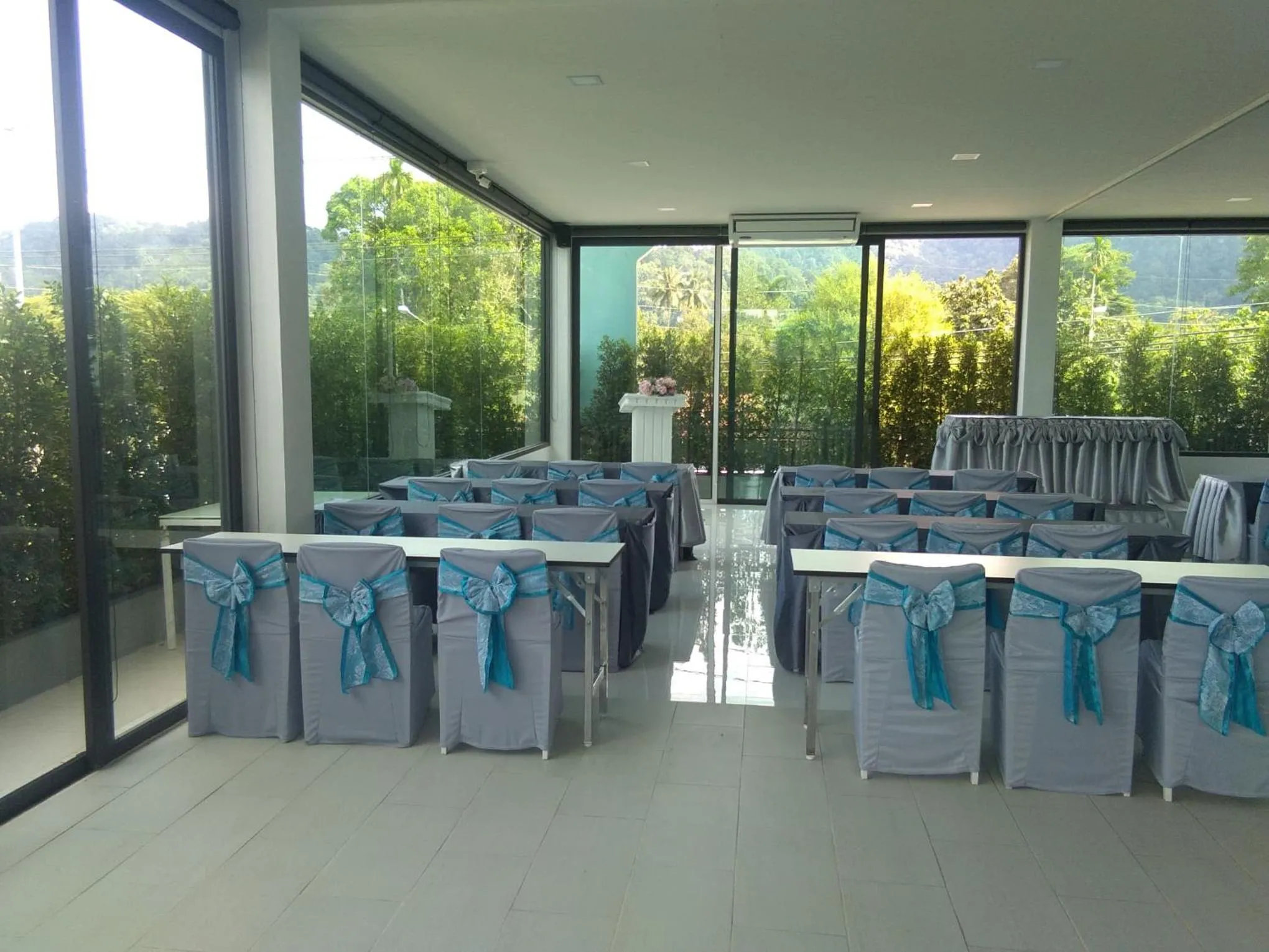 Restaurant/places to eat in Baan Yamoo Ranong