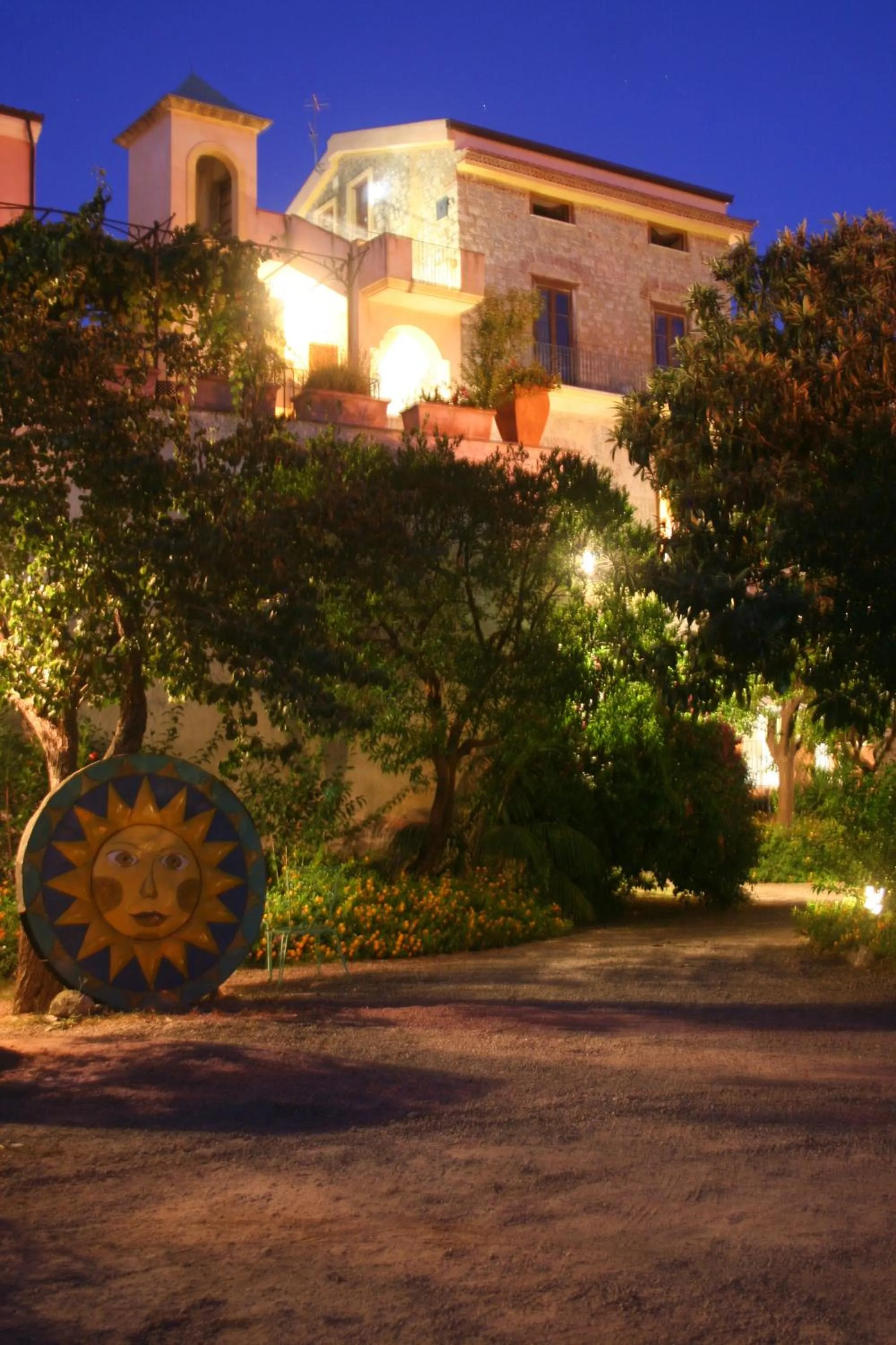 Property building in Hotel Del Sole Al Plebiscito