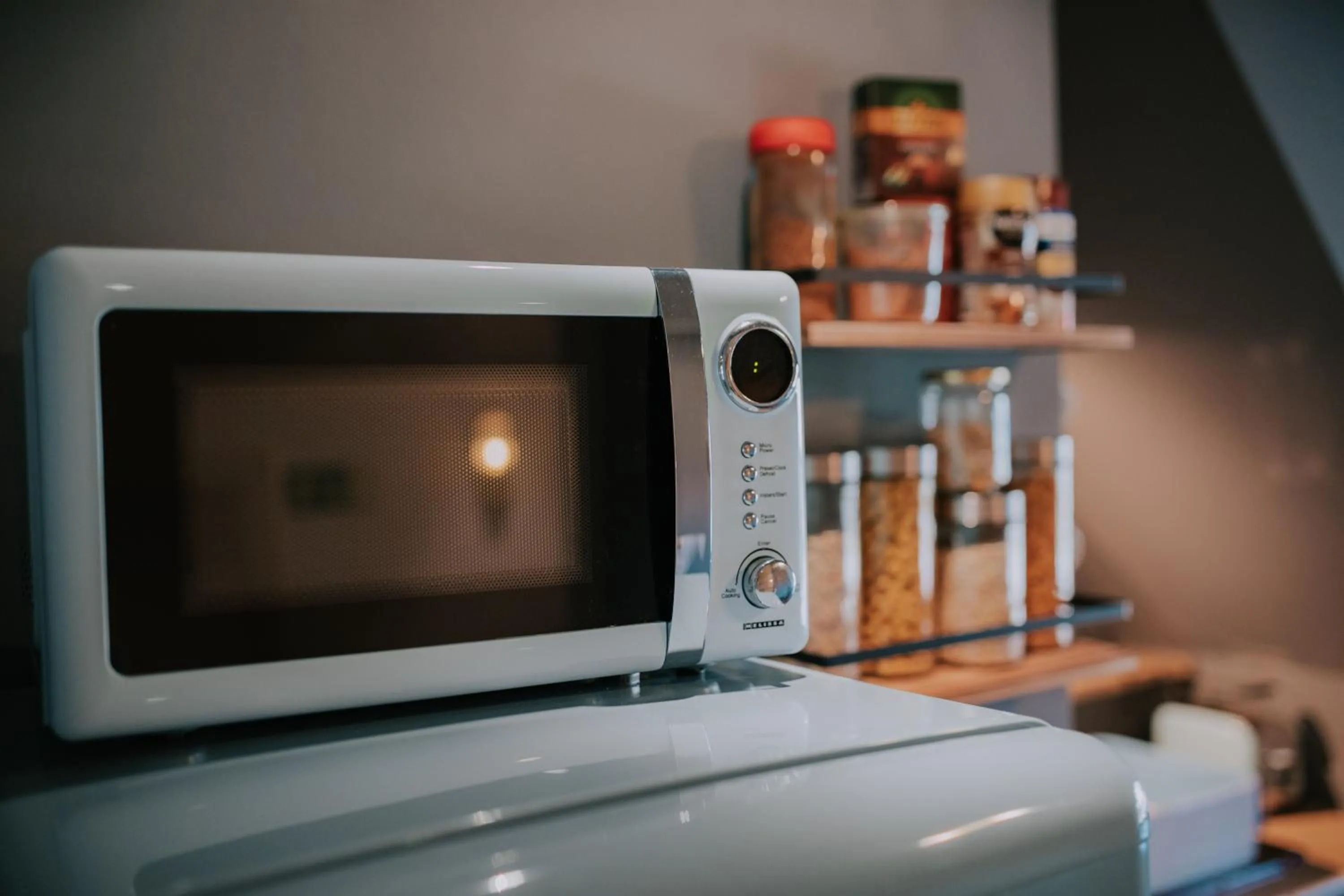 Restaurant/places to eat in Hotel Alster Au