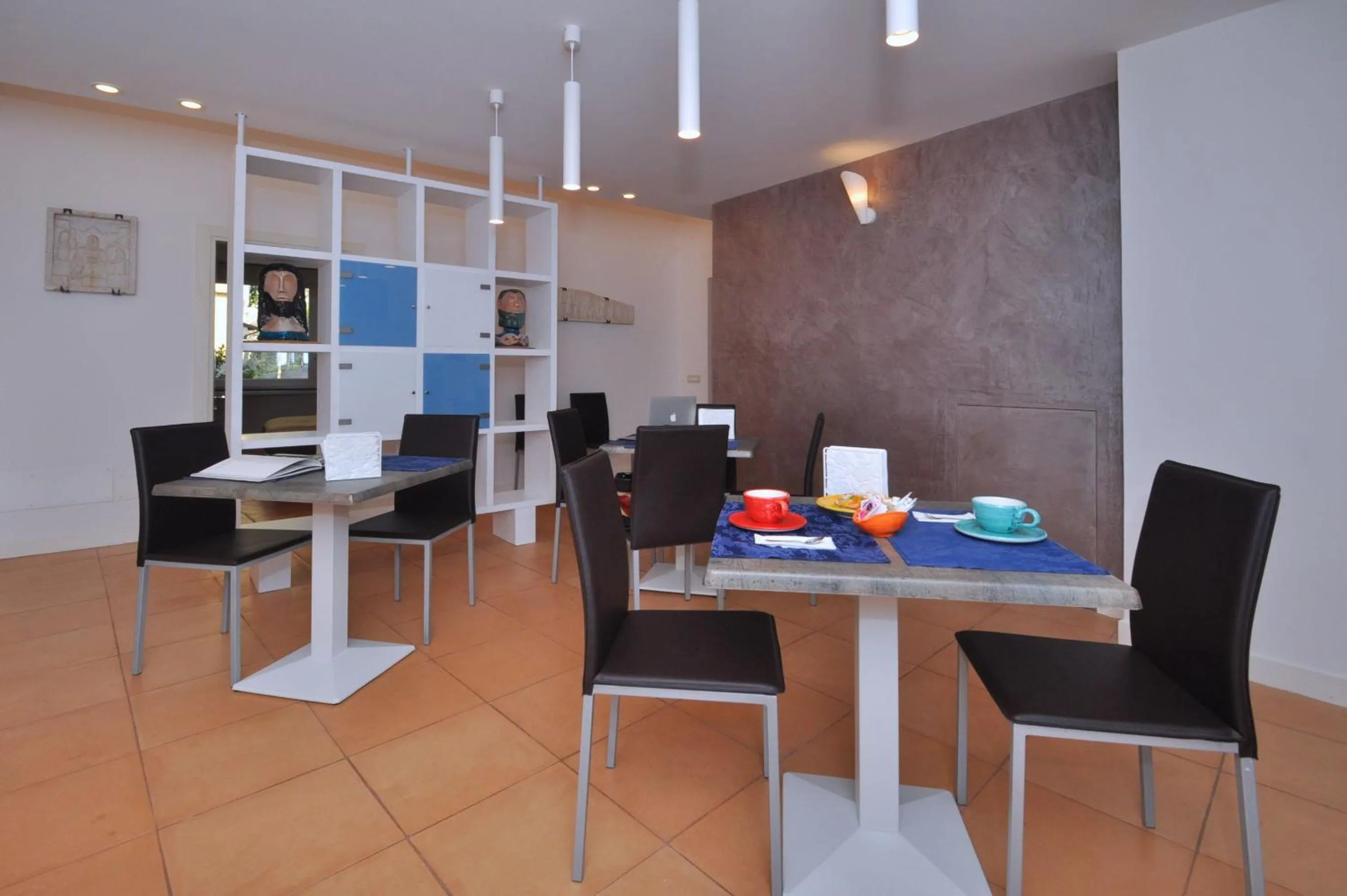 Restaurant/places to eat in Casa Mao