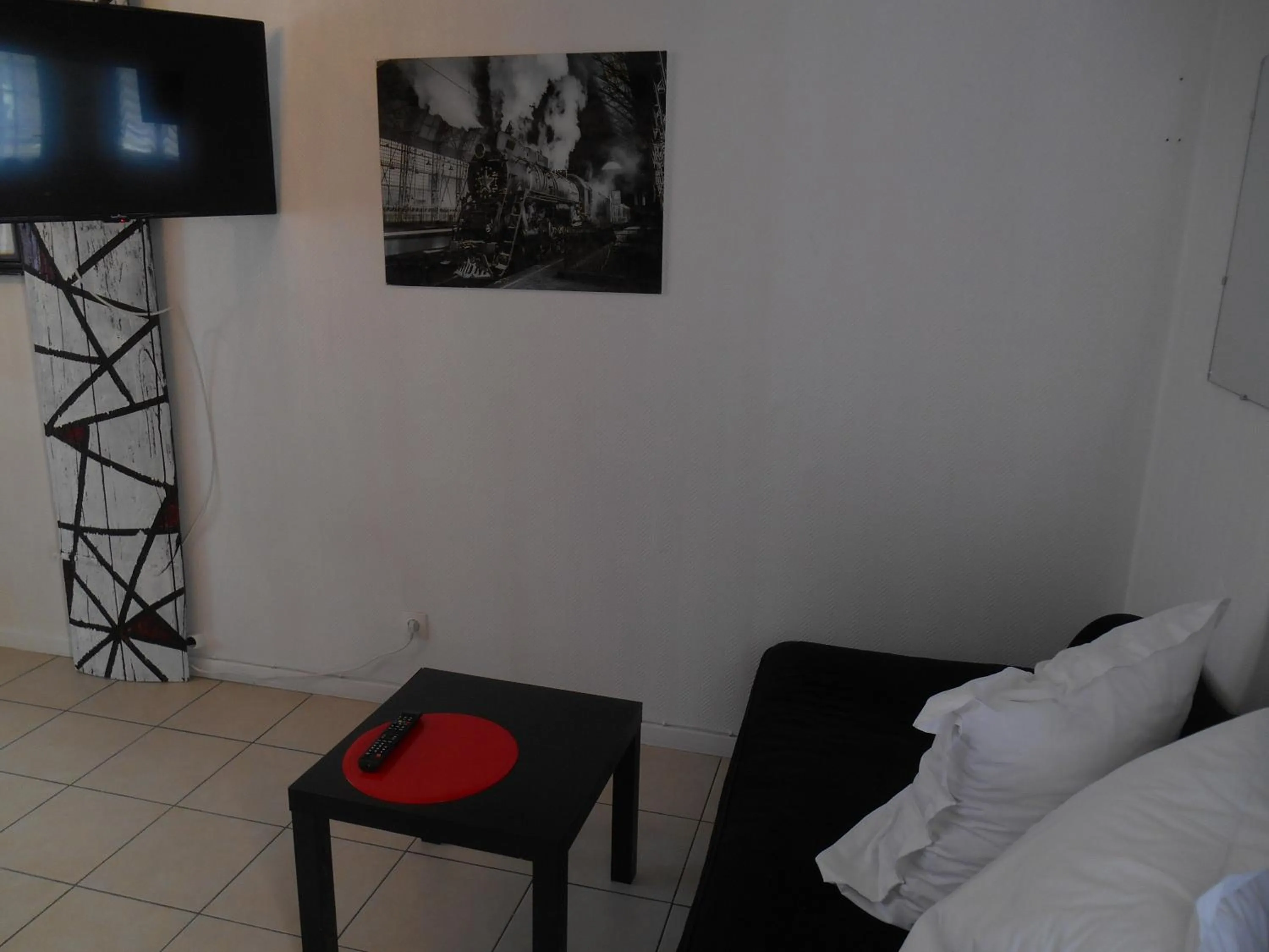 Living room, Bed in Au Nid du Thil