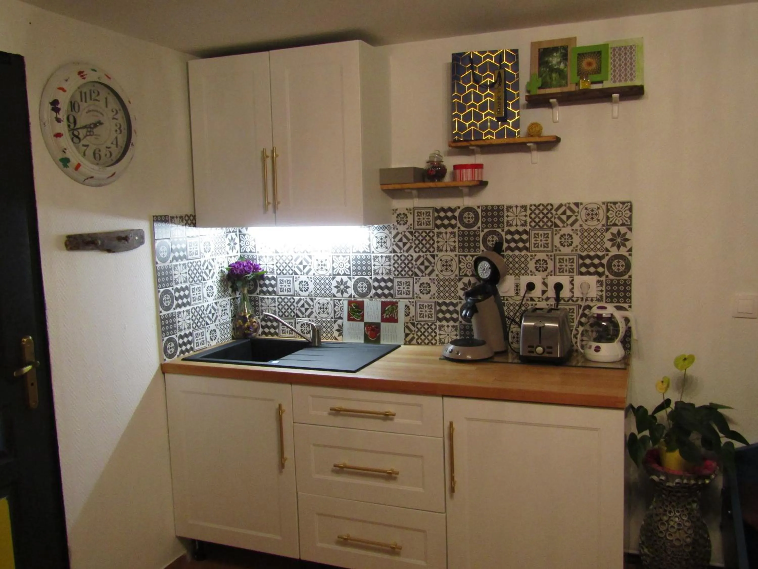 Kitchen or kitchenette in Au Nid du Thil