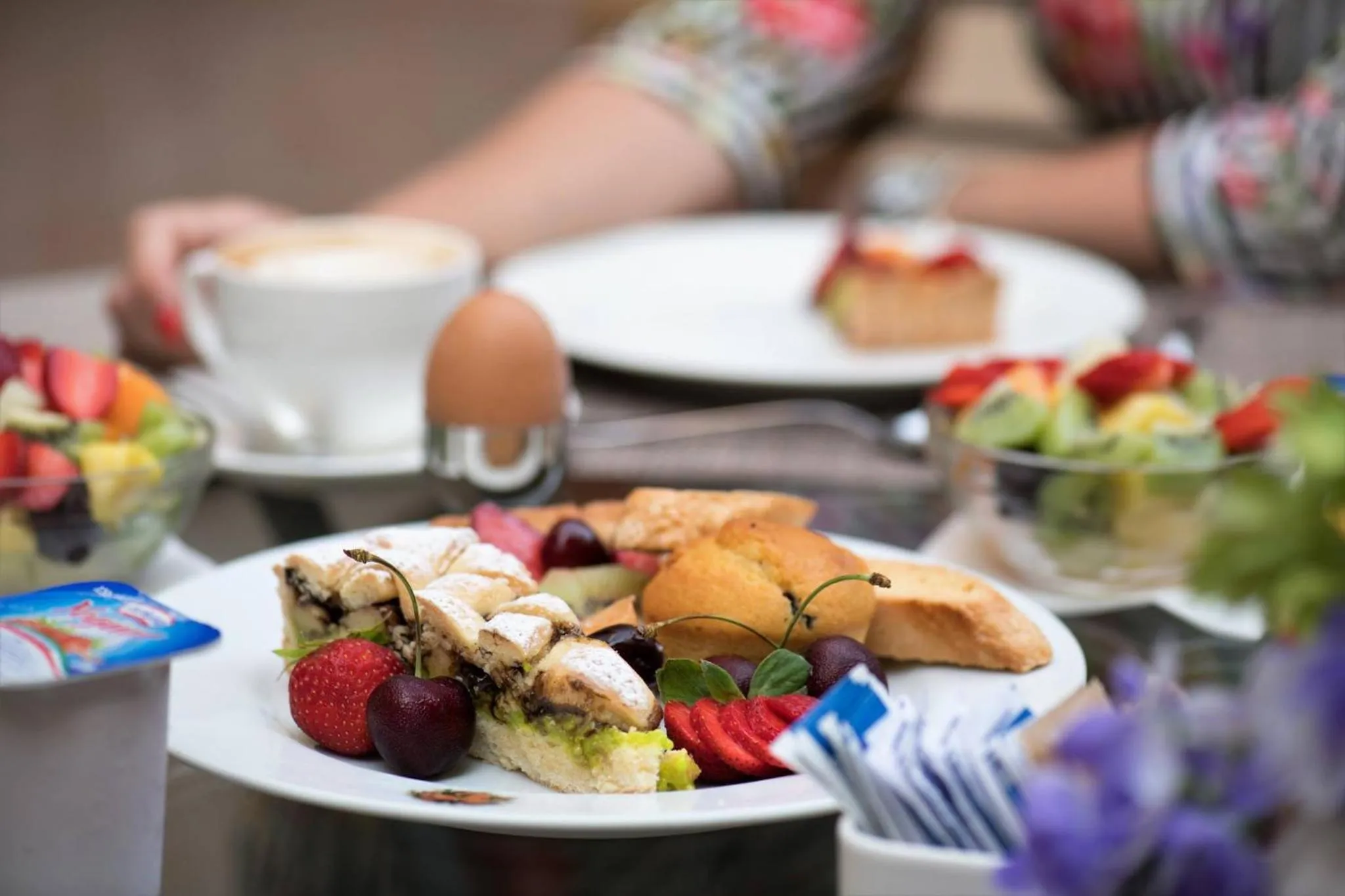 Food in Artemis Hotel