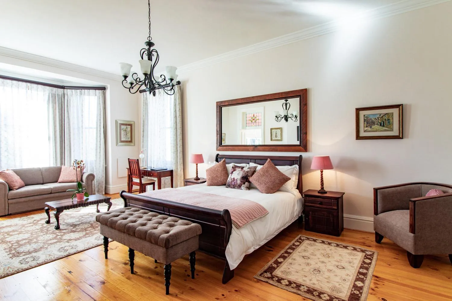 Bedroom, Bed in Carmichael House Boutique Hotel