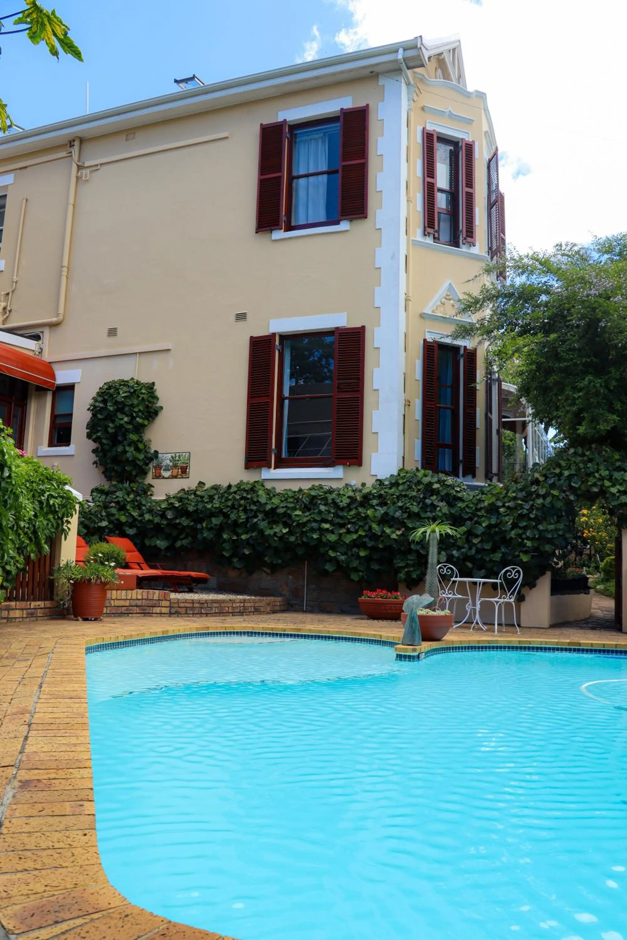 Pool view in Carmichael House Boutique Hotel