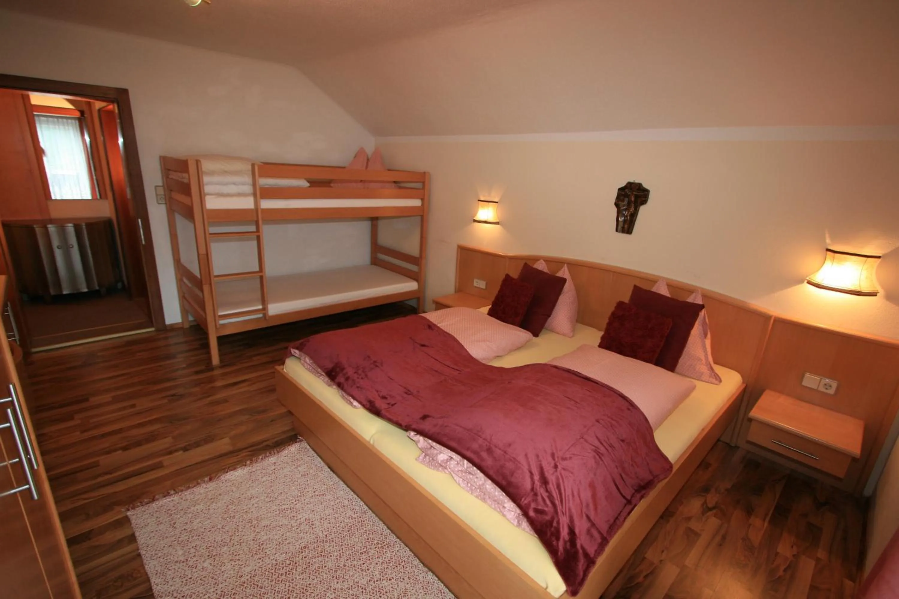 Bed in Hotel Stadlwirt