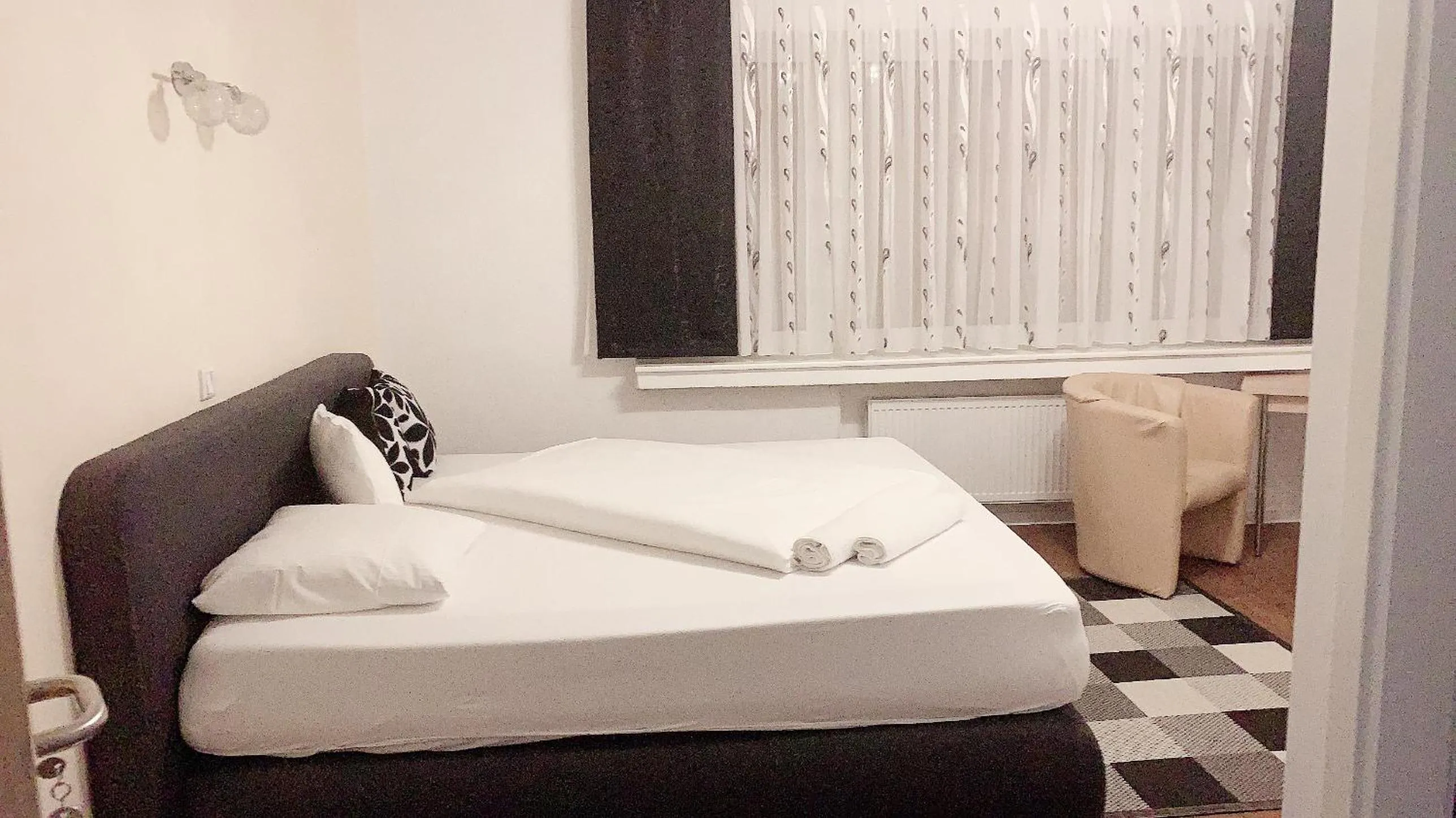 Bed in Hotel-Restaurant Haus Nattkemper