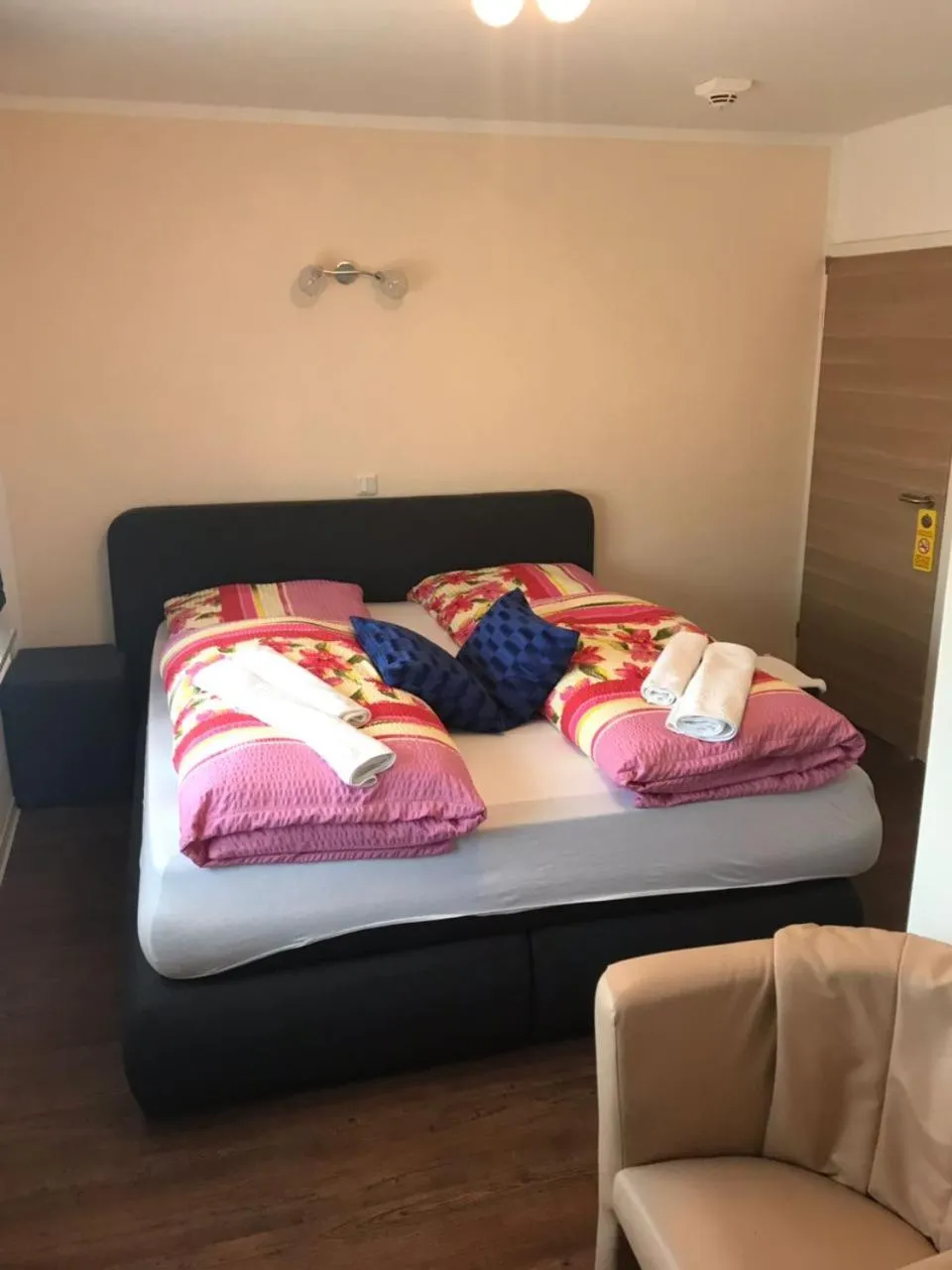 Photo of the whole room, Bed in Hotel-Restaurant Haus Nattkemper