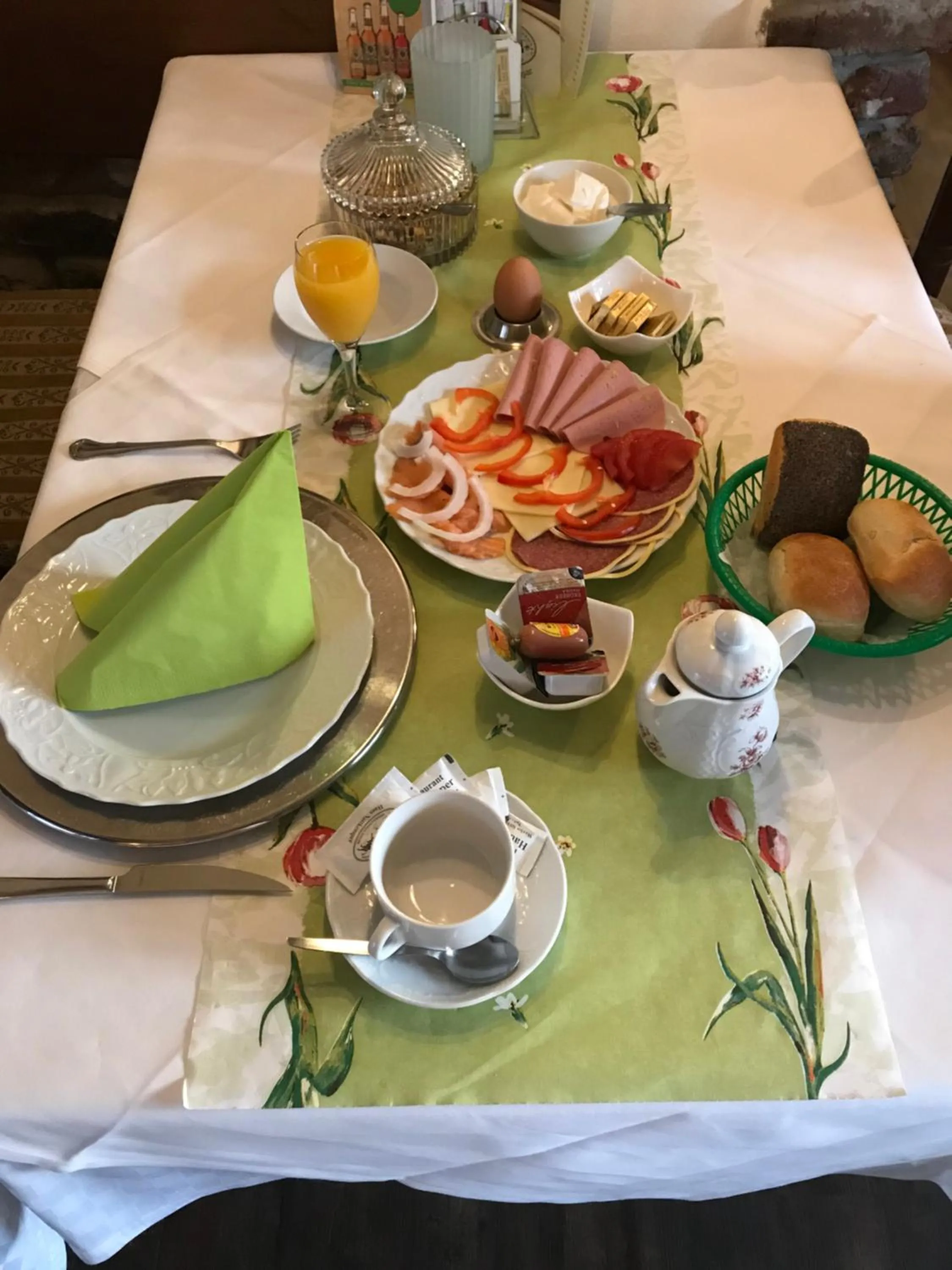 Continental breakfast in Hotel-Restaurant Haus Nattkemper
