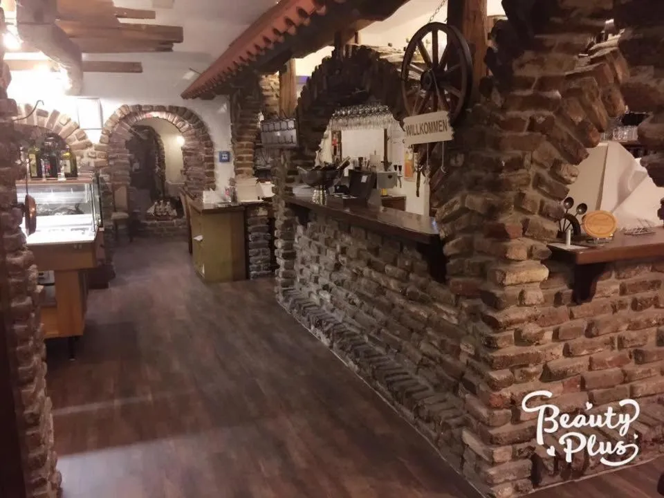 Restaurant/places to eat in Hotel-Restaurant Haus Nattkemper