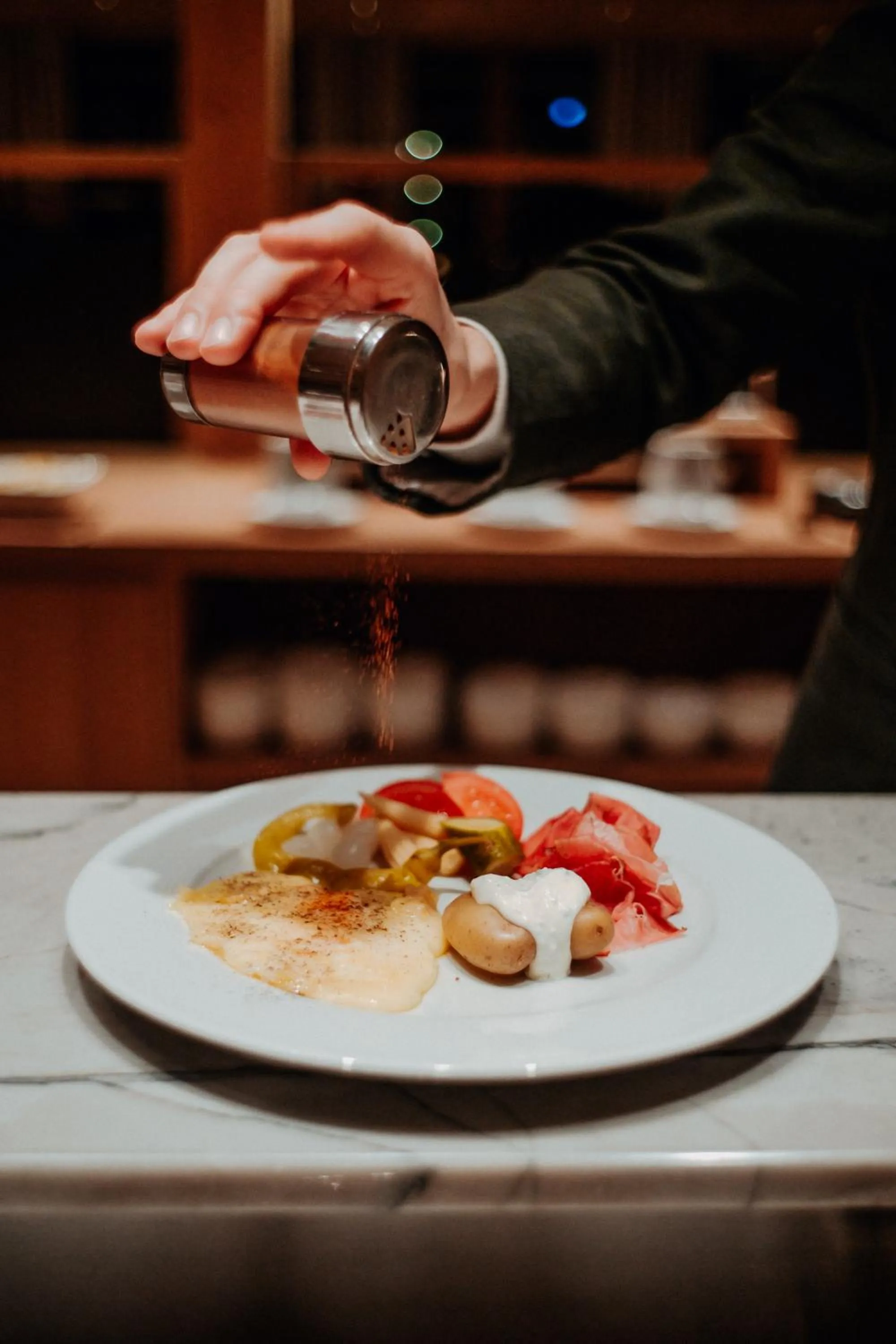 Restaurant/places to eat in Hotel Austria