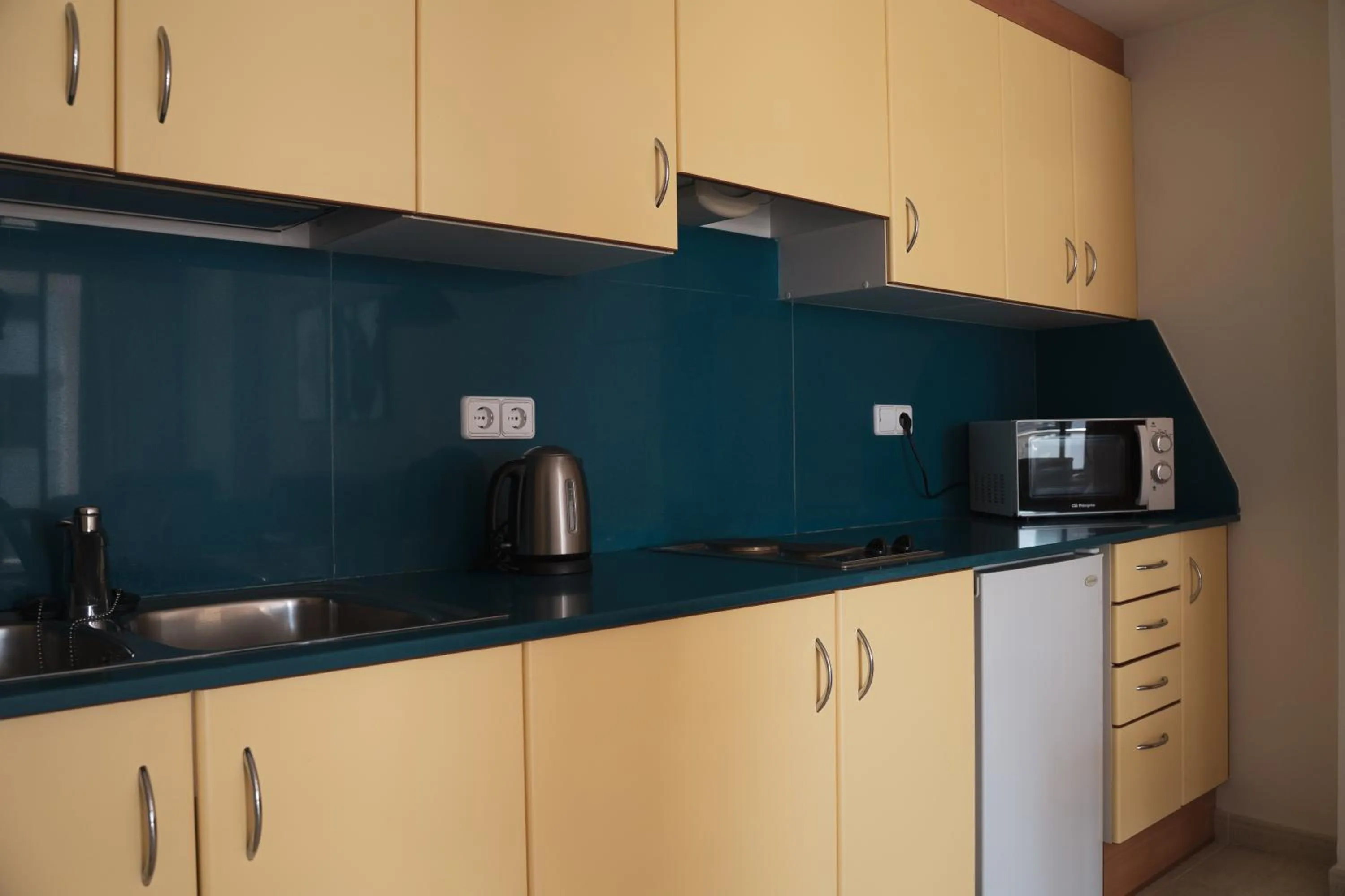 Kitchen or kitchenette in Beatrix 2000 - Caliu Apartments