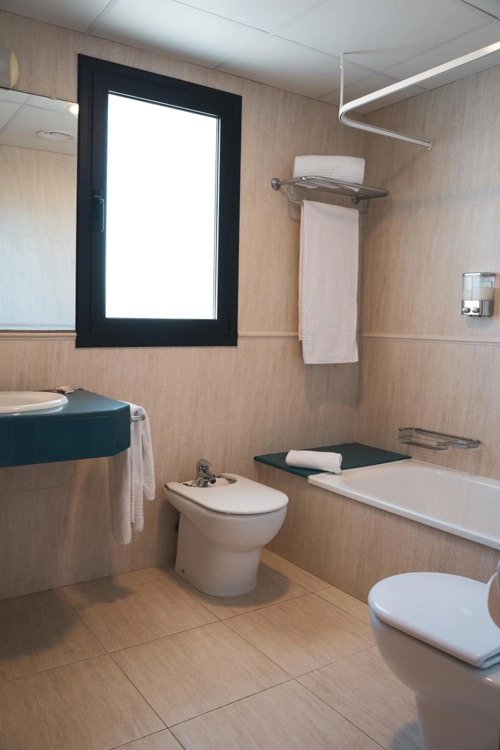 Bathroom in Beatrix 2000 - Caliu Apartments