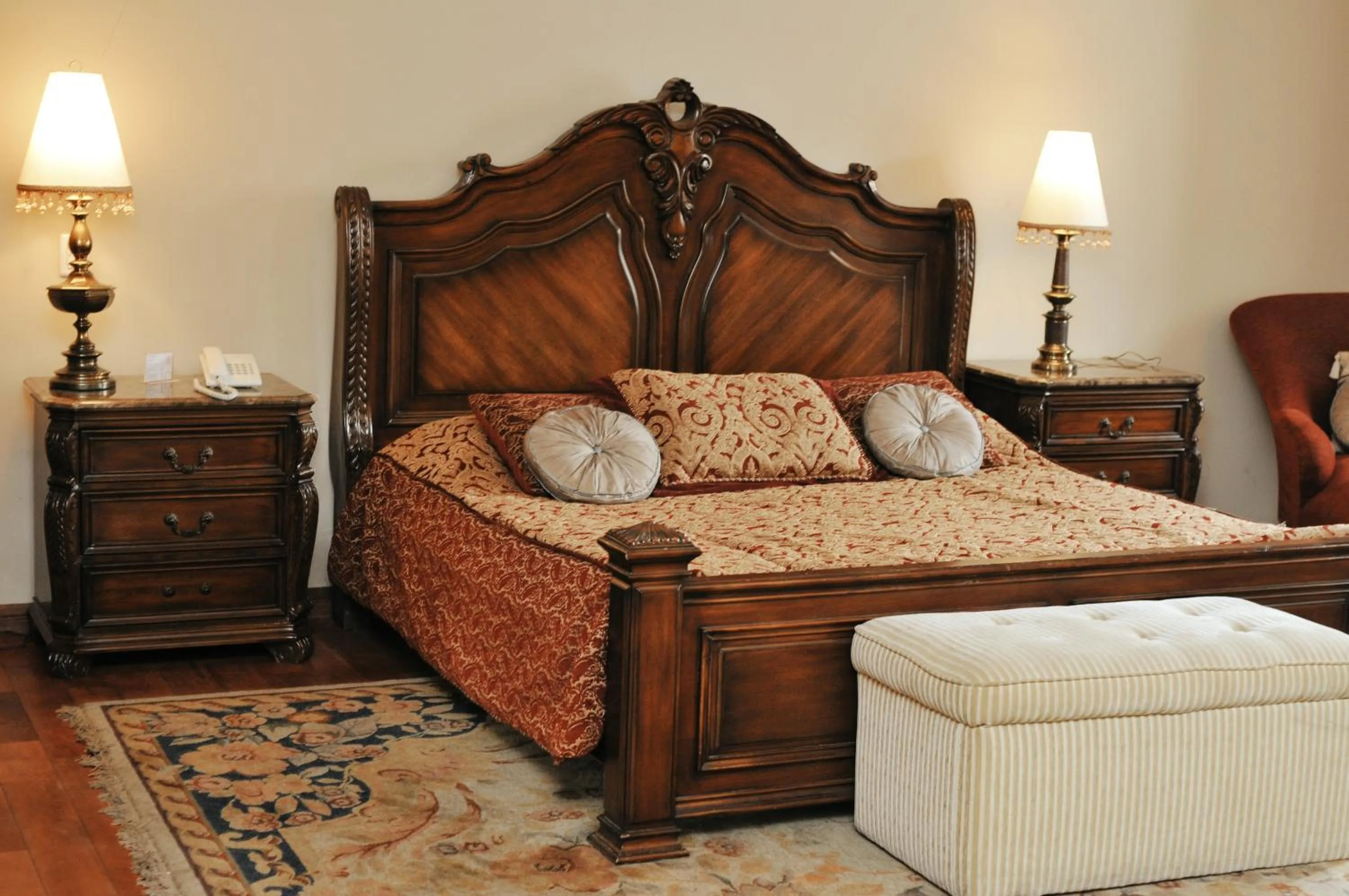 Bed in Parador Santa Maria La Real