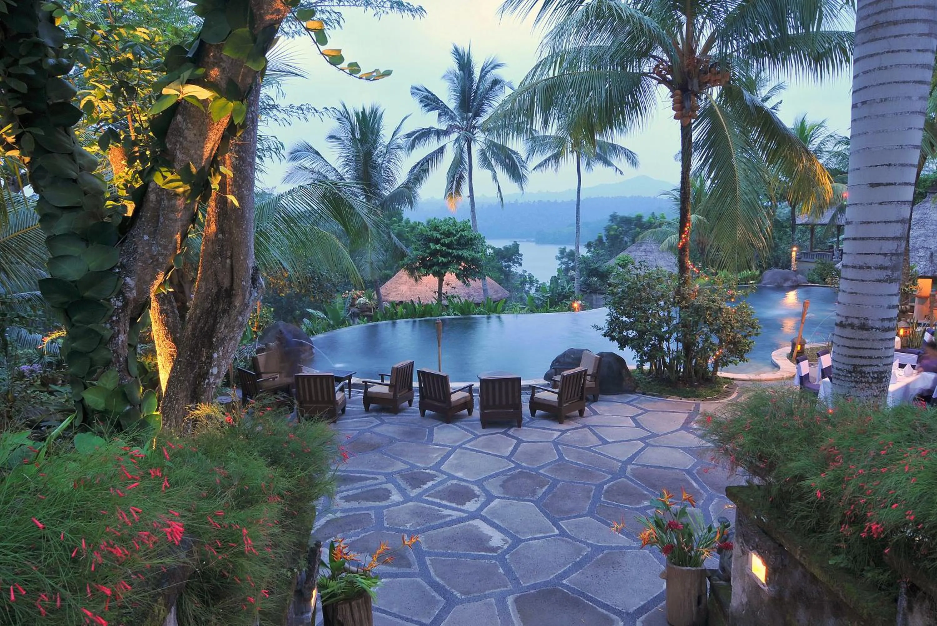 Swimming pool in Taman Wana Resort Palasari