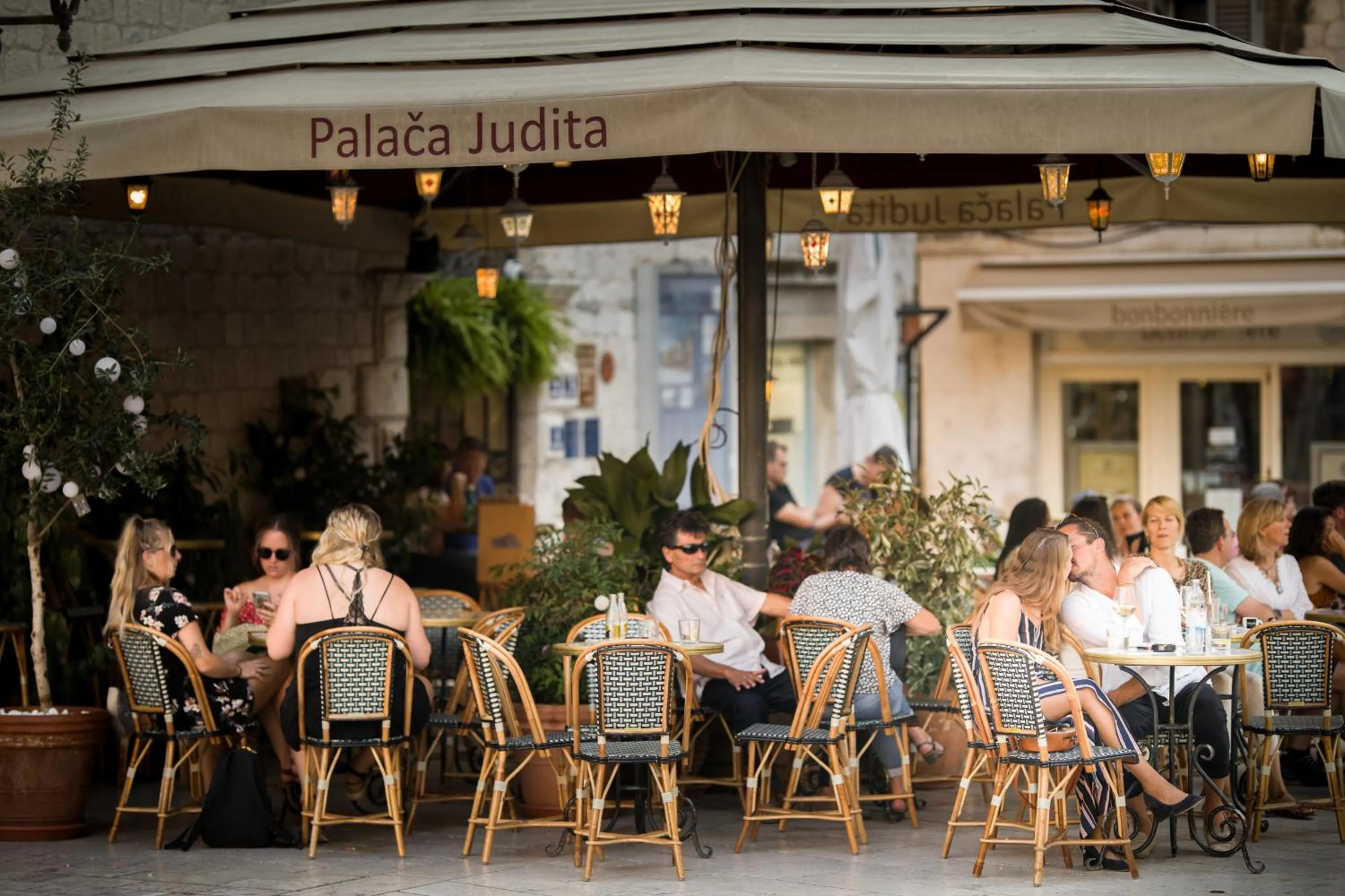 Lounge or bar in Judita Palace Heritage Hotel