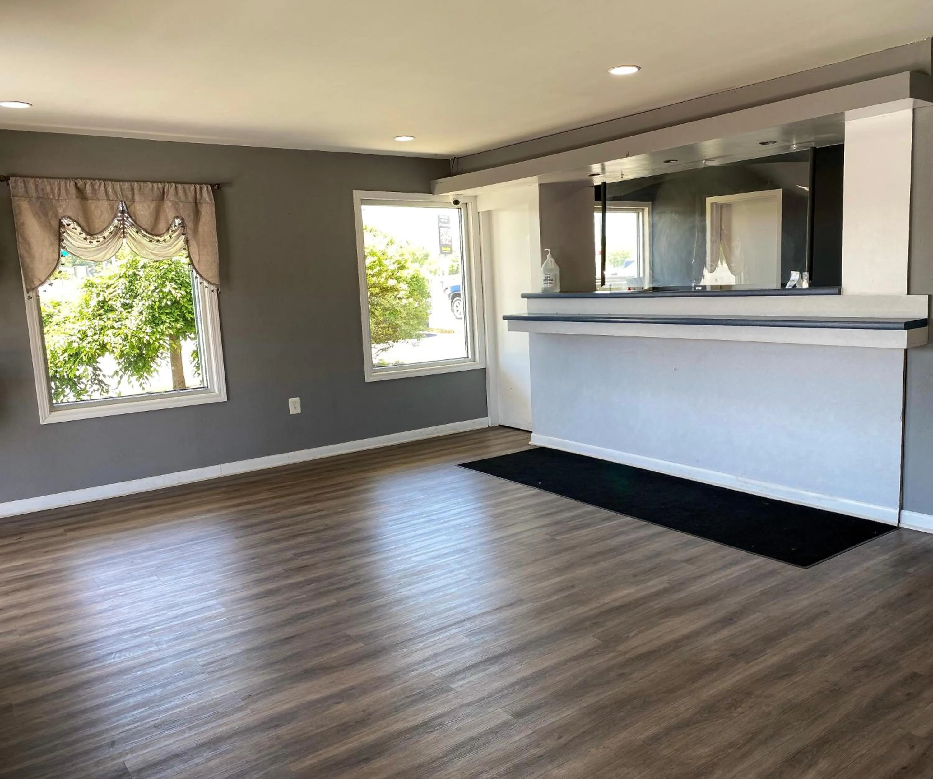 Property building in Budget Inn New Cumberland-Harrisburg-Hershey-York