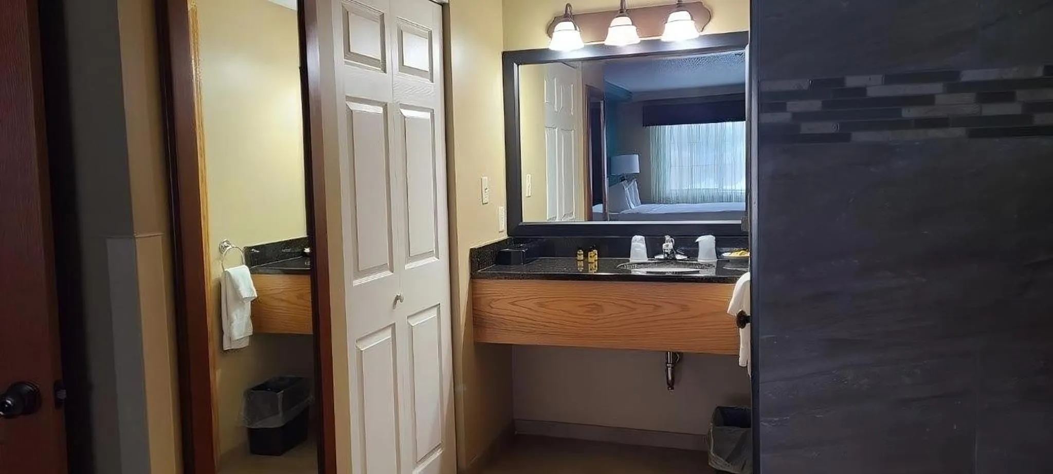 Bathroom in Best Western Plus Plattsburgh