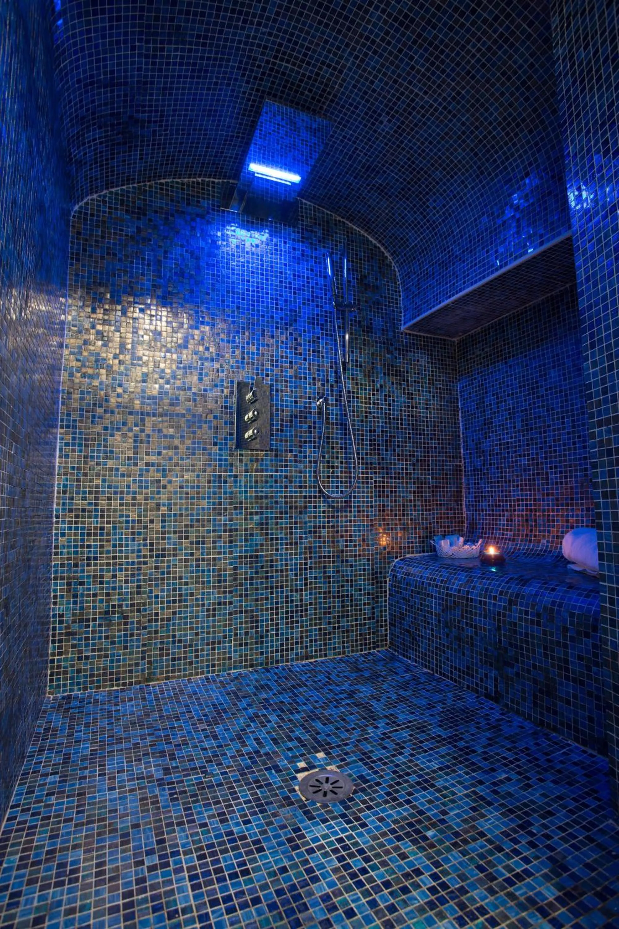 Shower in Relais Parallelo 41