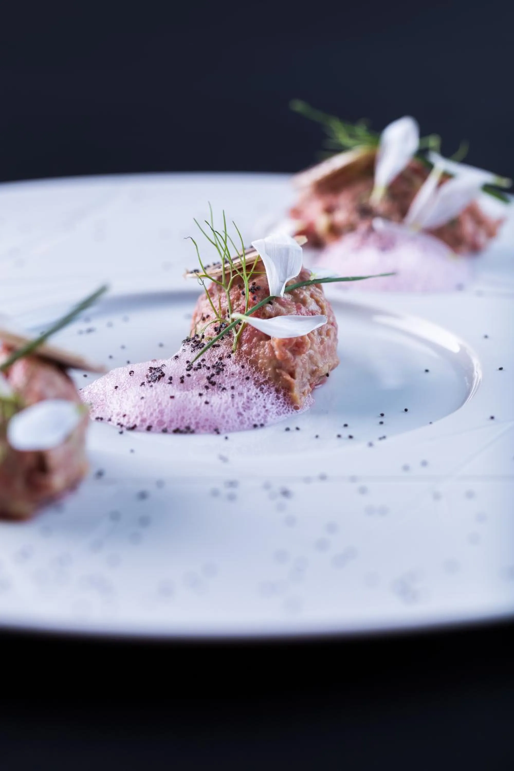 Restaurant/places to eat in Emerald Hotel