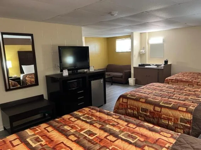 Bed in Scottish Inns Tonawanda