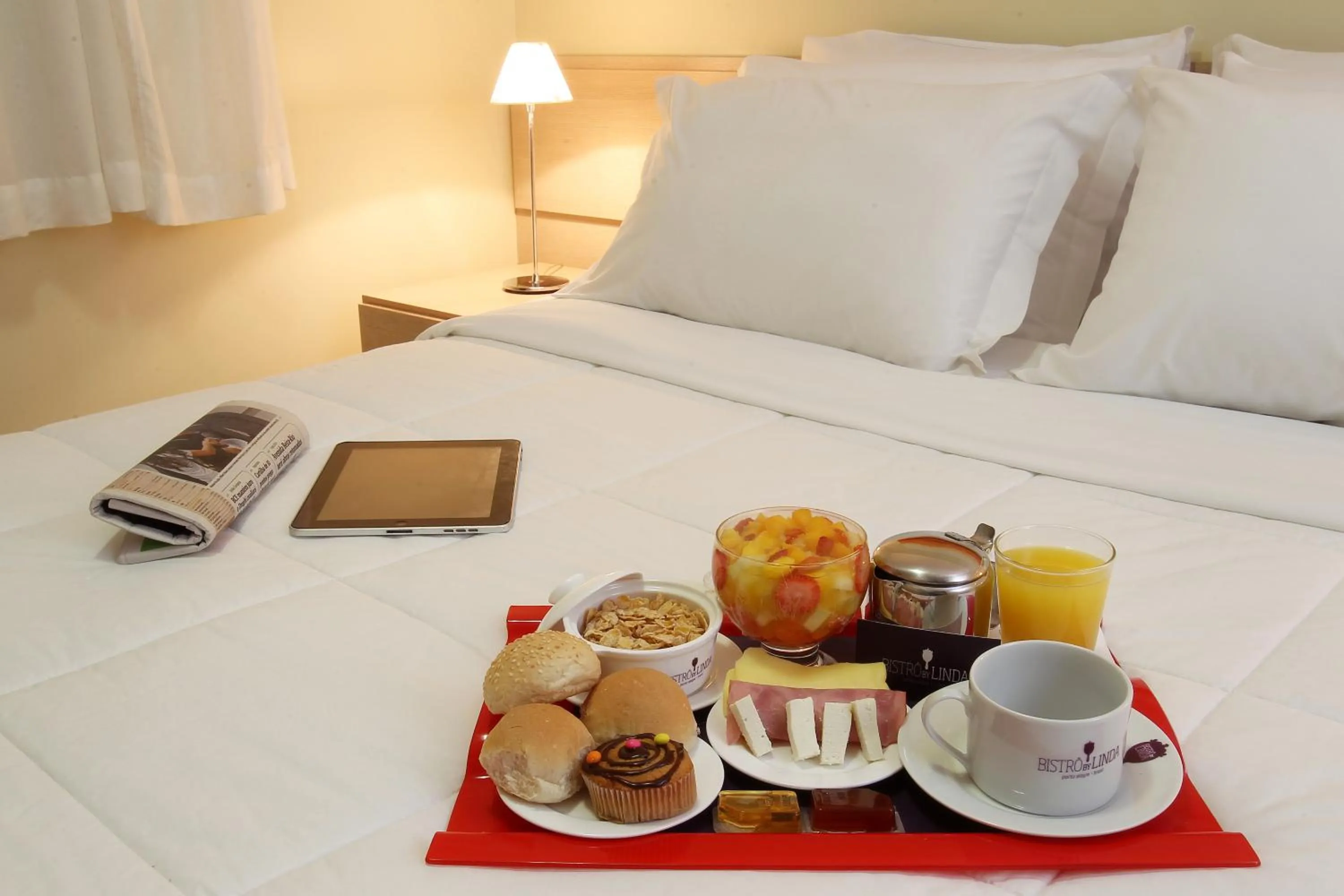 Restaurant/places to eat, Bed in Bela Vista Hotel & Flat