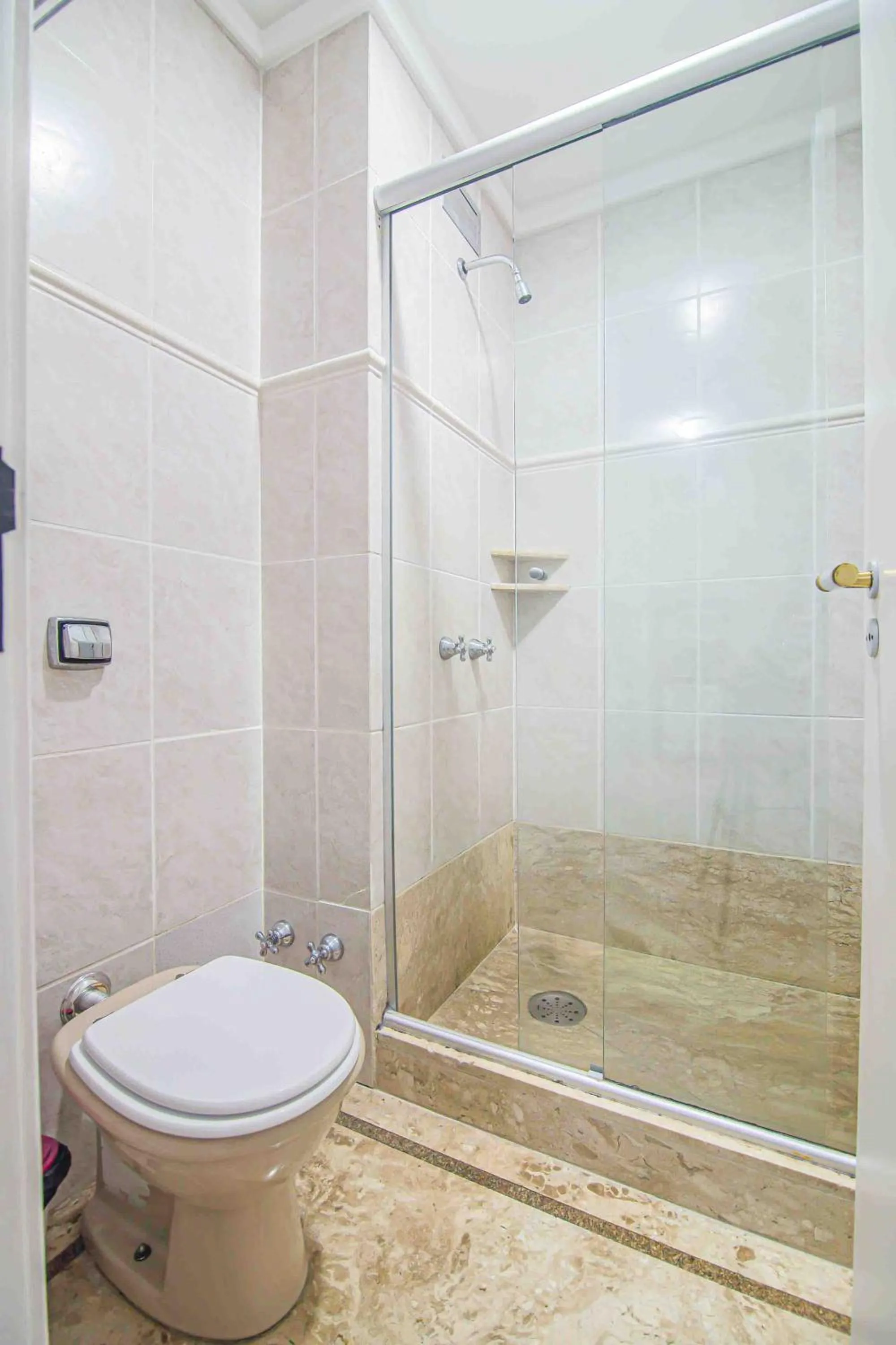 Shower in Bela Vista Hotel & Flat