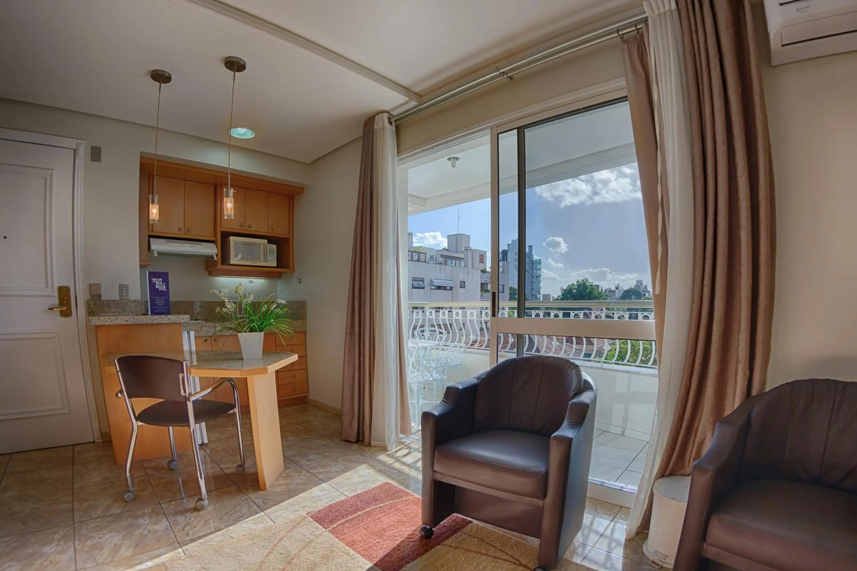 Kitchen or kitchenette in Bela Vista Hotel & Flat