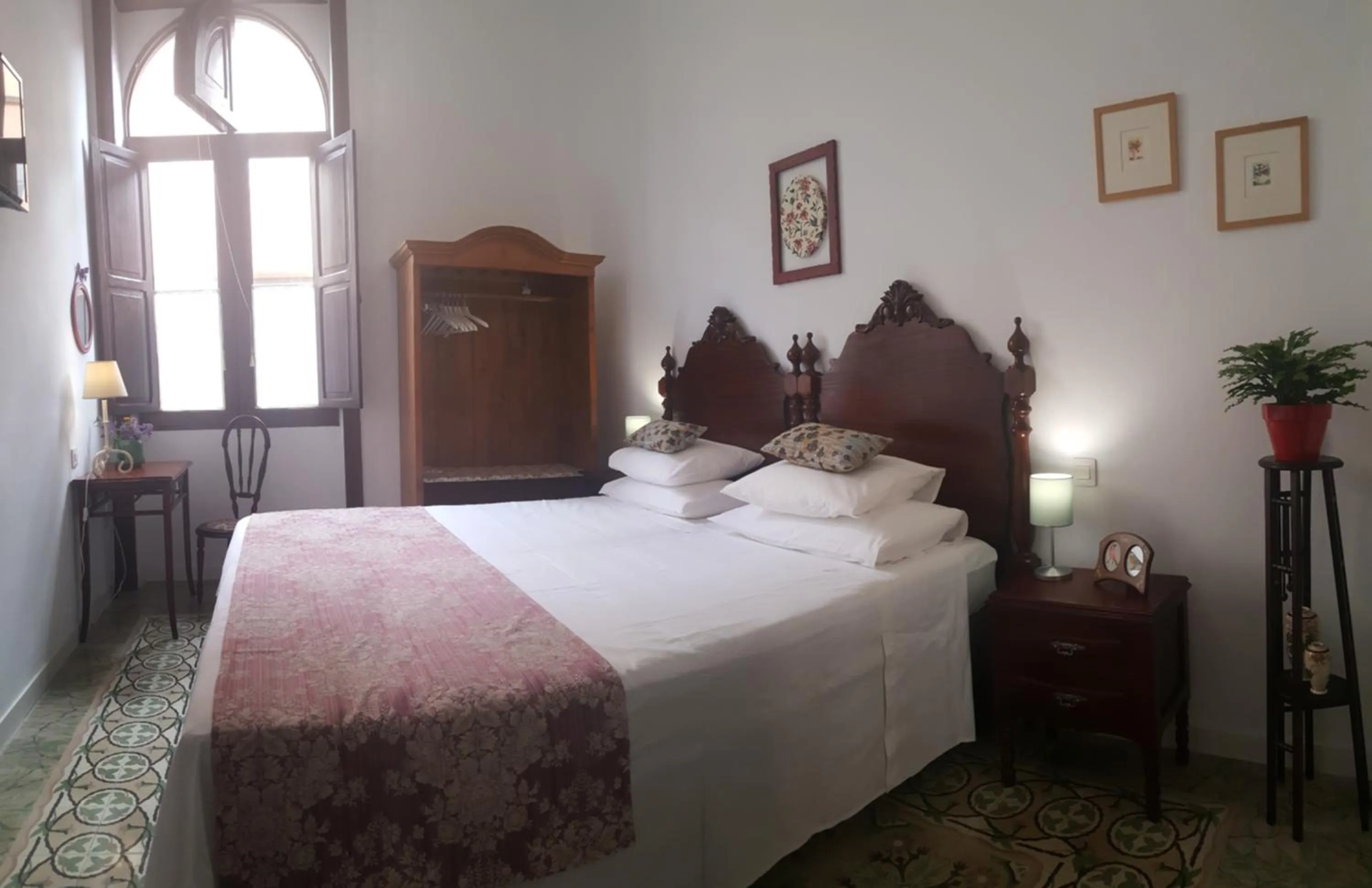 Photo of the whole room, Bed in Los Canaritos