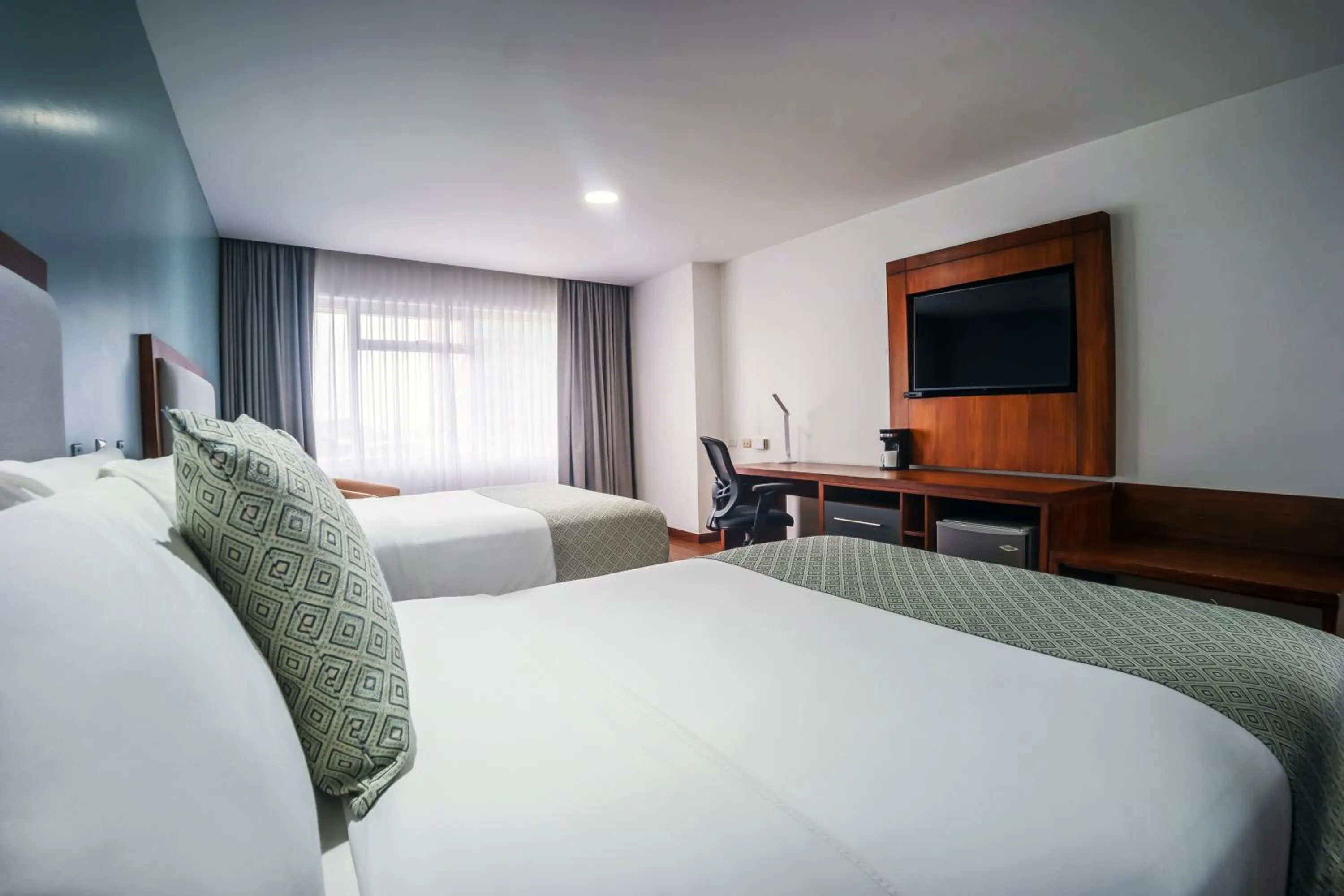 Bed in TRYP by Wyndham Guayaquil Airport