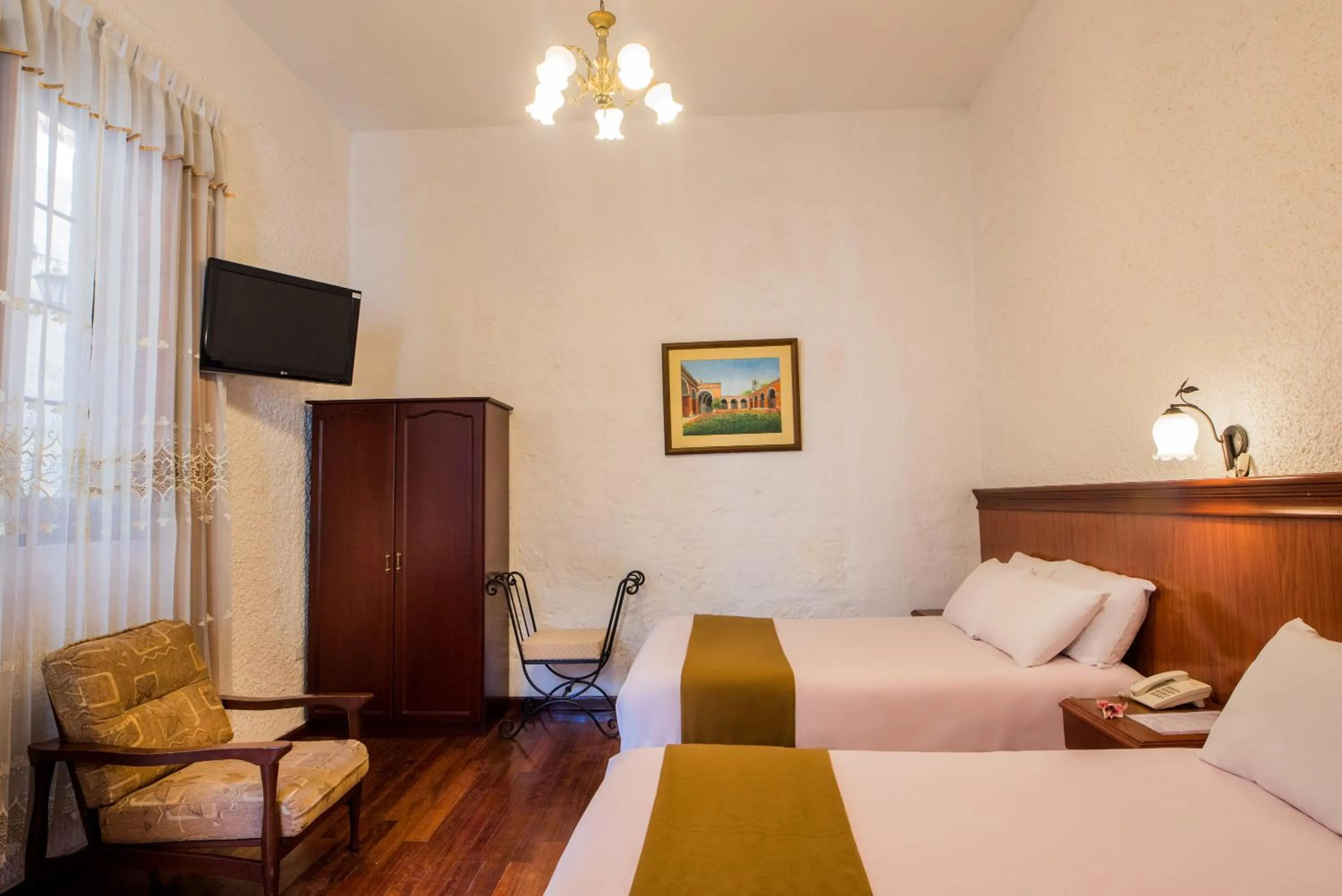 room service, Bed in Majestad Hotel Boutique