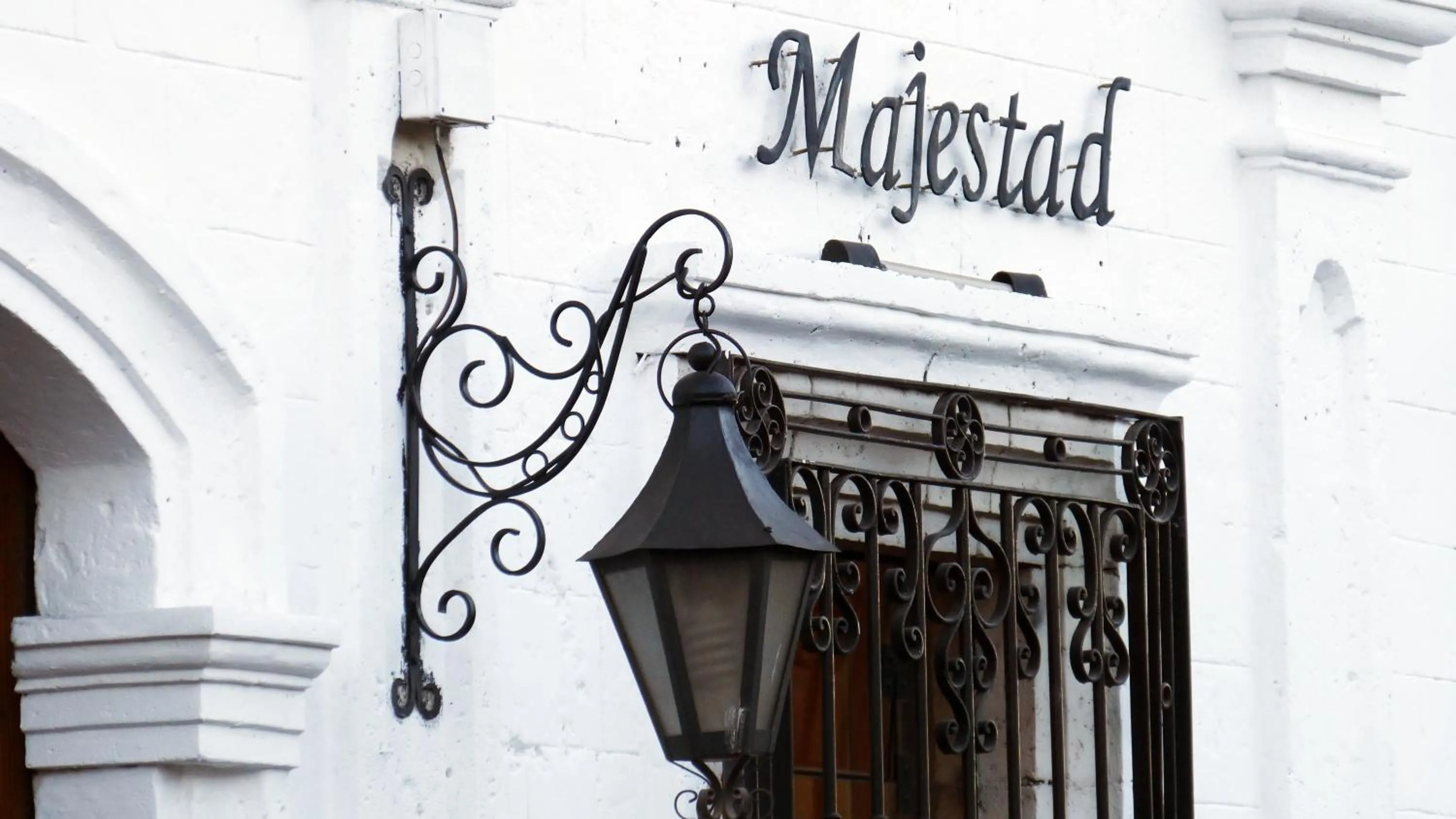 Facade/entrance in Majestad Hotel Boutique