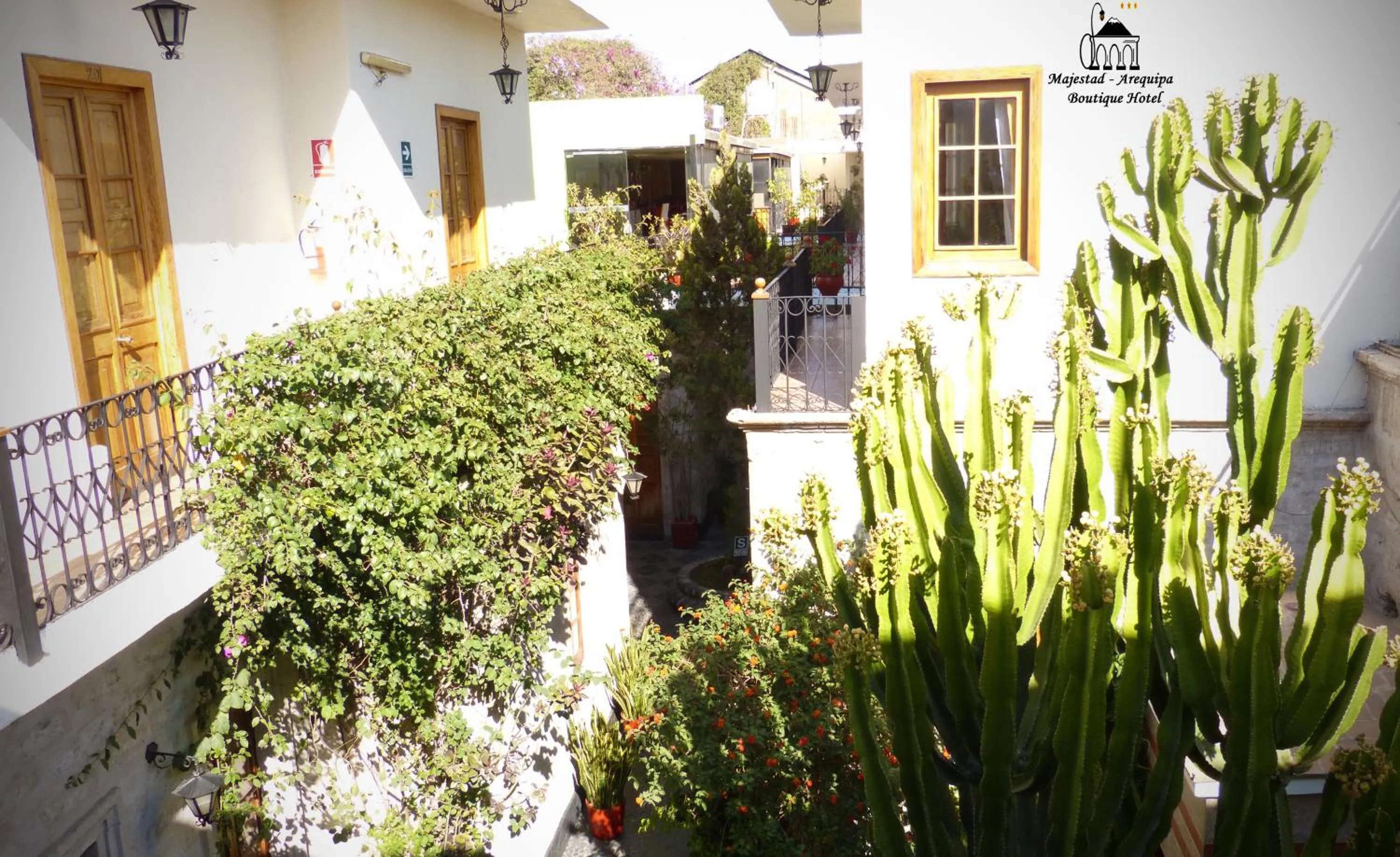 Day in Majestad Hotel Boutique