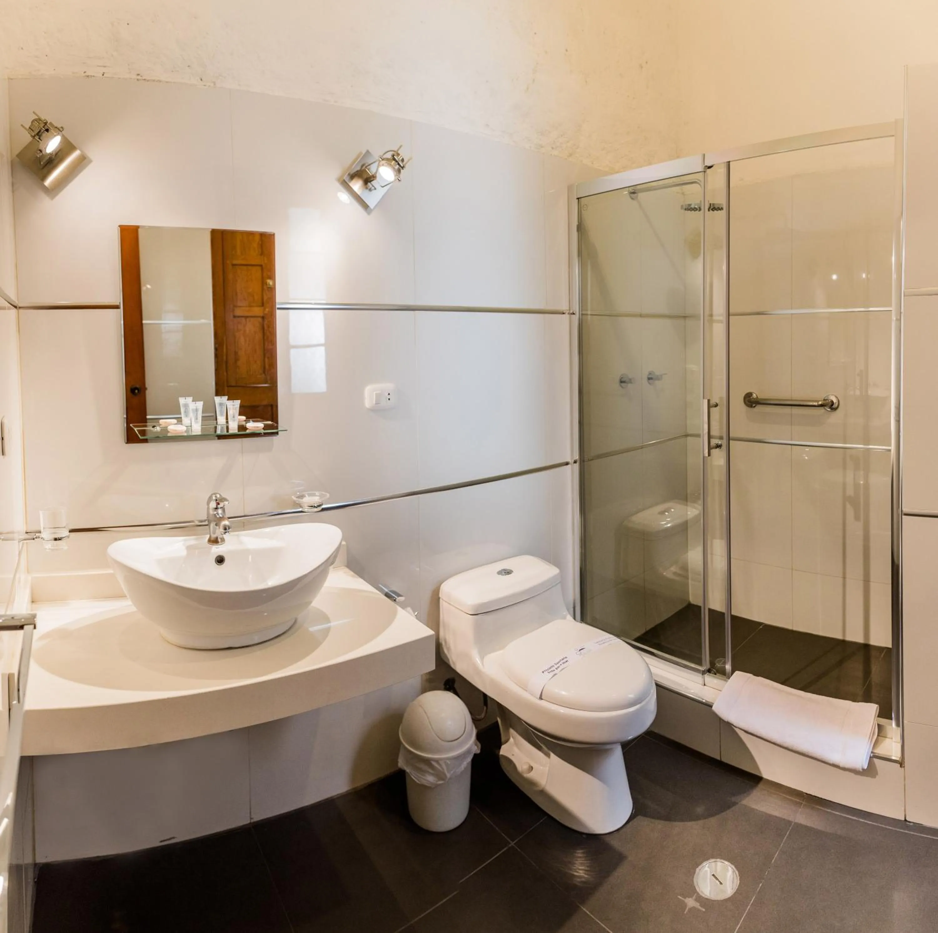 Bathroom in Majestad Hotel Boutique