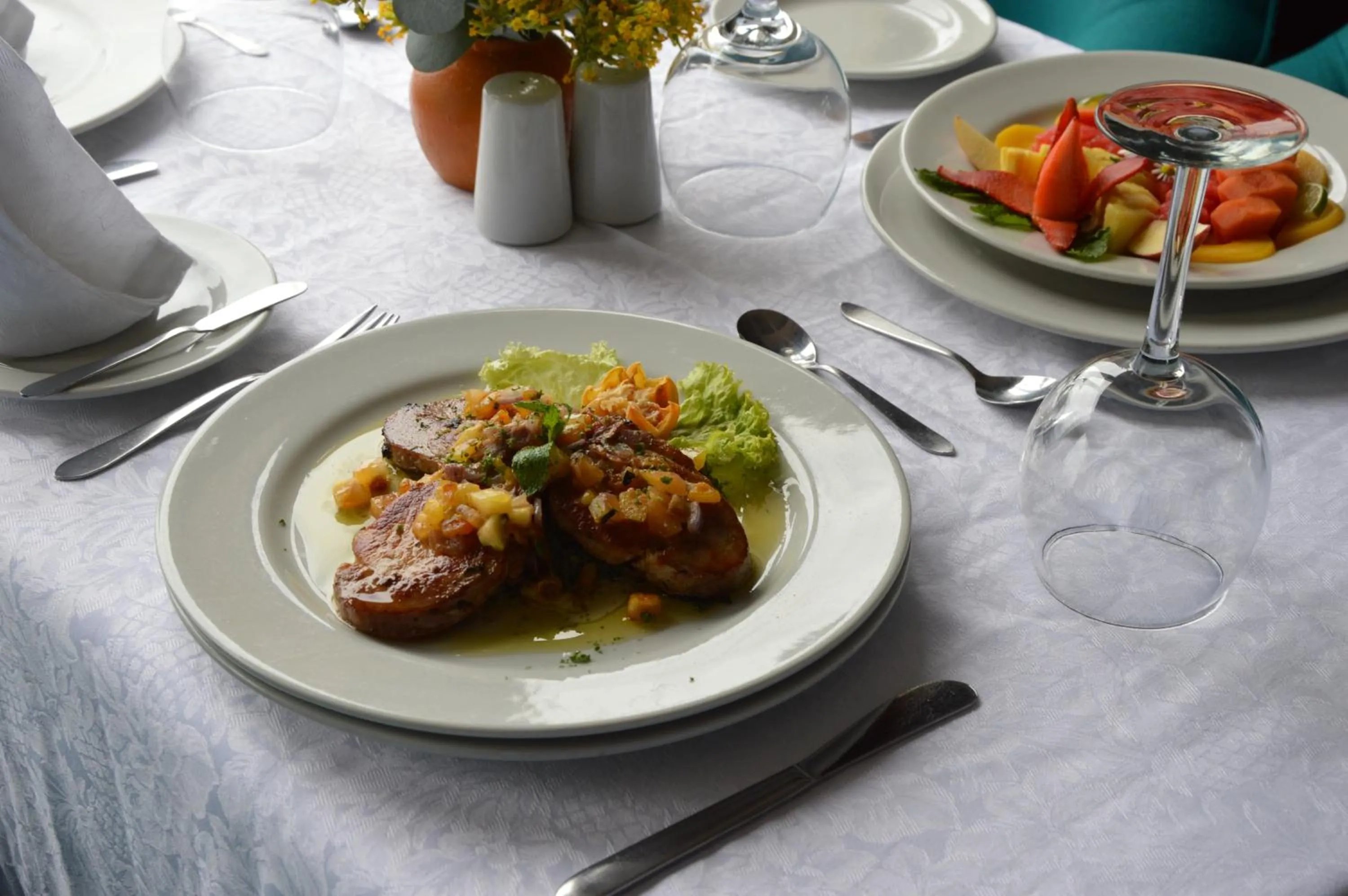 Lunch in D'Acosta Hotel Sochagota