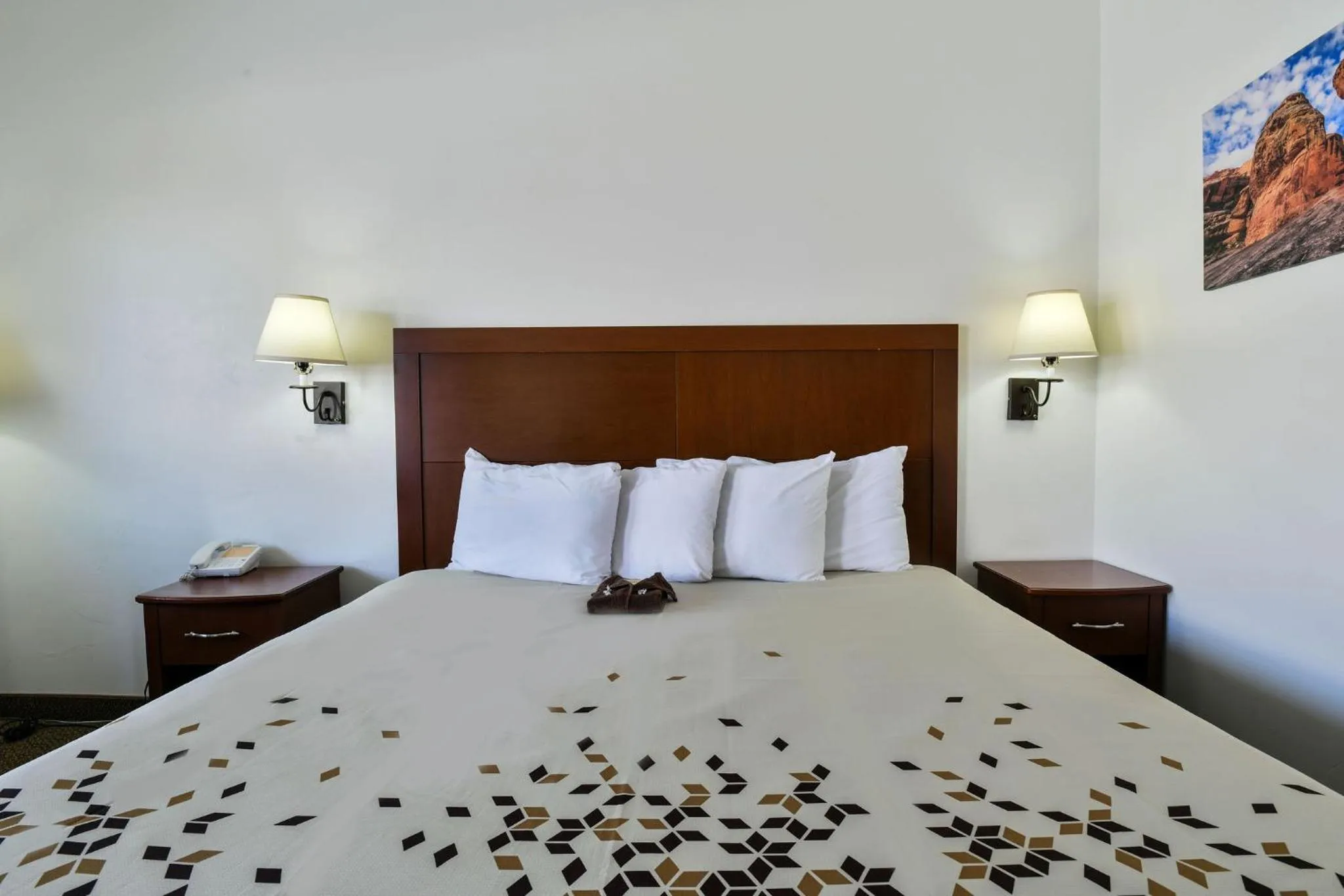 Bed in Adventure Inn Moab